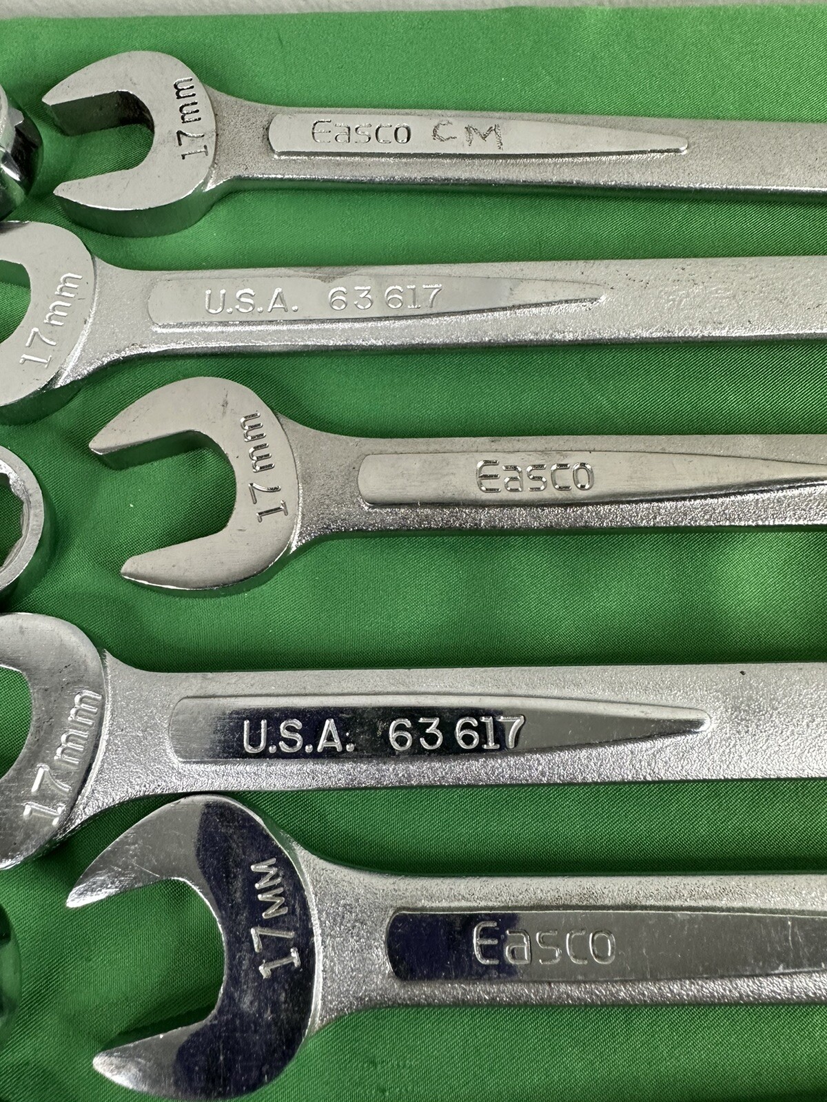 Lot of Five (5) EASCO 17mm 12 Point Combination Wrench Tool # 63 617 (63617)