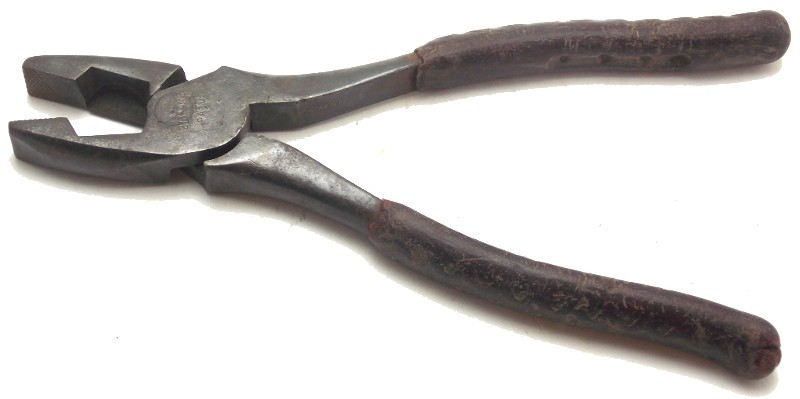 Vintage M. Klein & Sons Tool Lineman Pliers 9.5″ Long 213-9NE Made USA Used