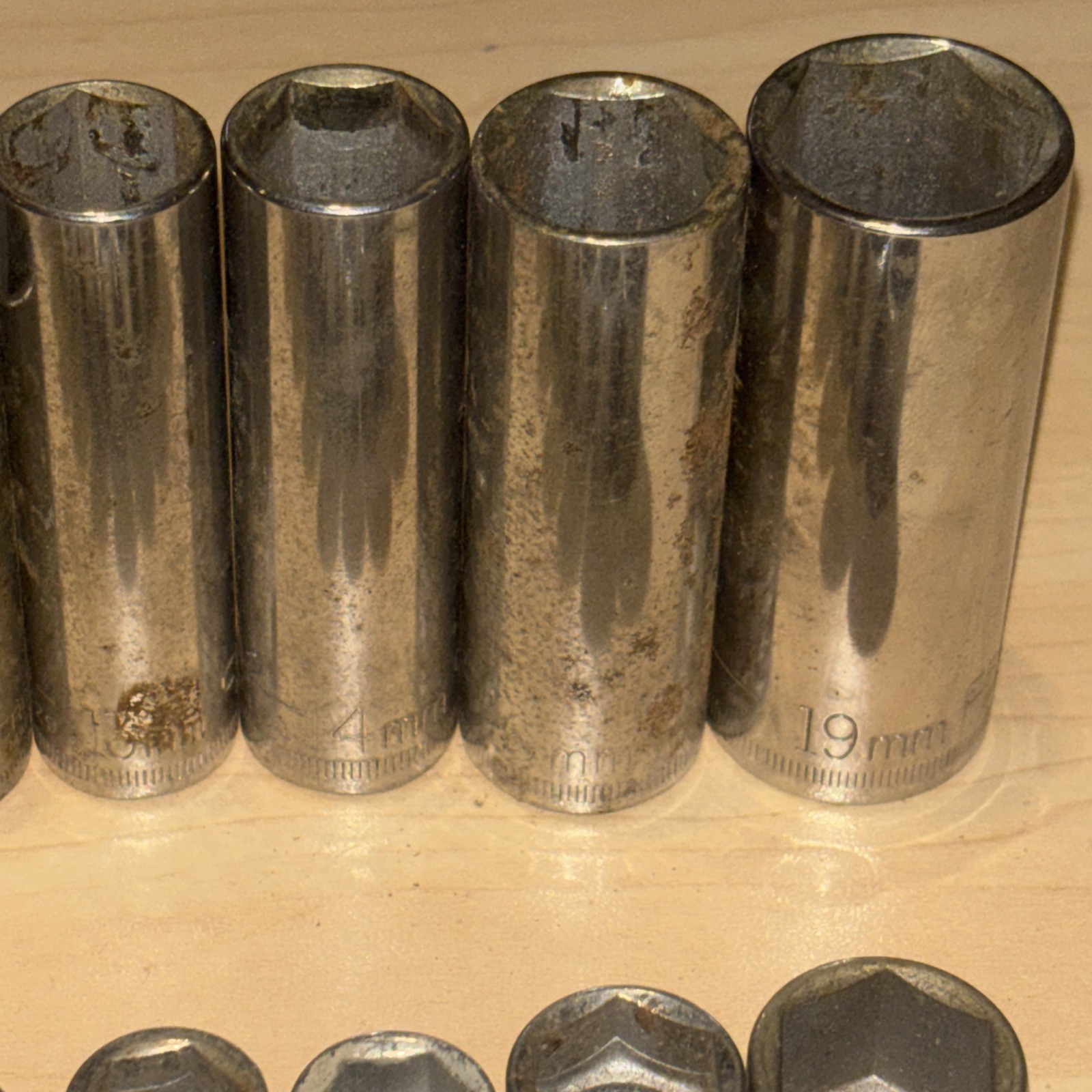 Craftsman Metric 2 Point 20pc Socket Set 3/8-1/4”Drive 19mm to 4mm