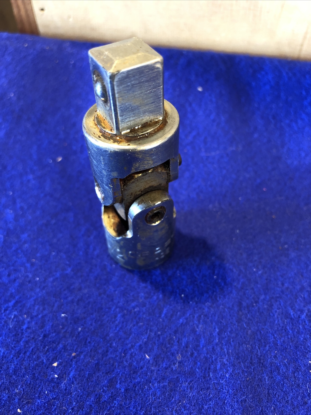 Craftsman Socket Adapter Universal Swivel V4425 1/2″ drive