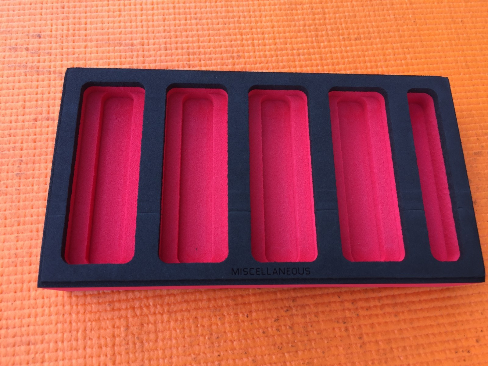 Snap-on Tools USA NEW RED Foam MISCELLANEOUS Storage Organizer FMS004BR