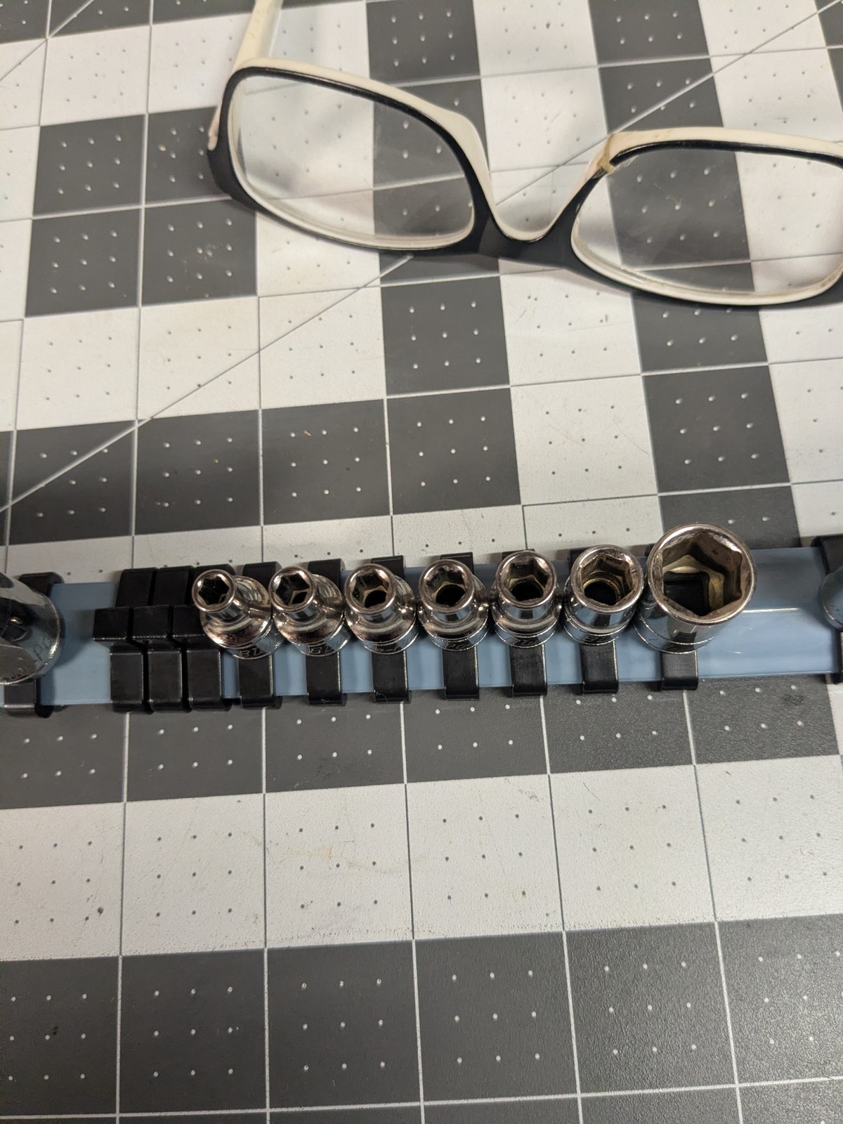 Blue Point 1/4 Socket Set, Metric and SAE, 21 Pieces