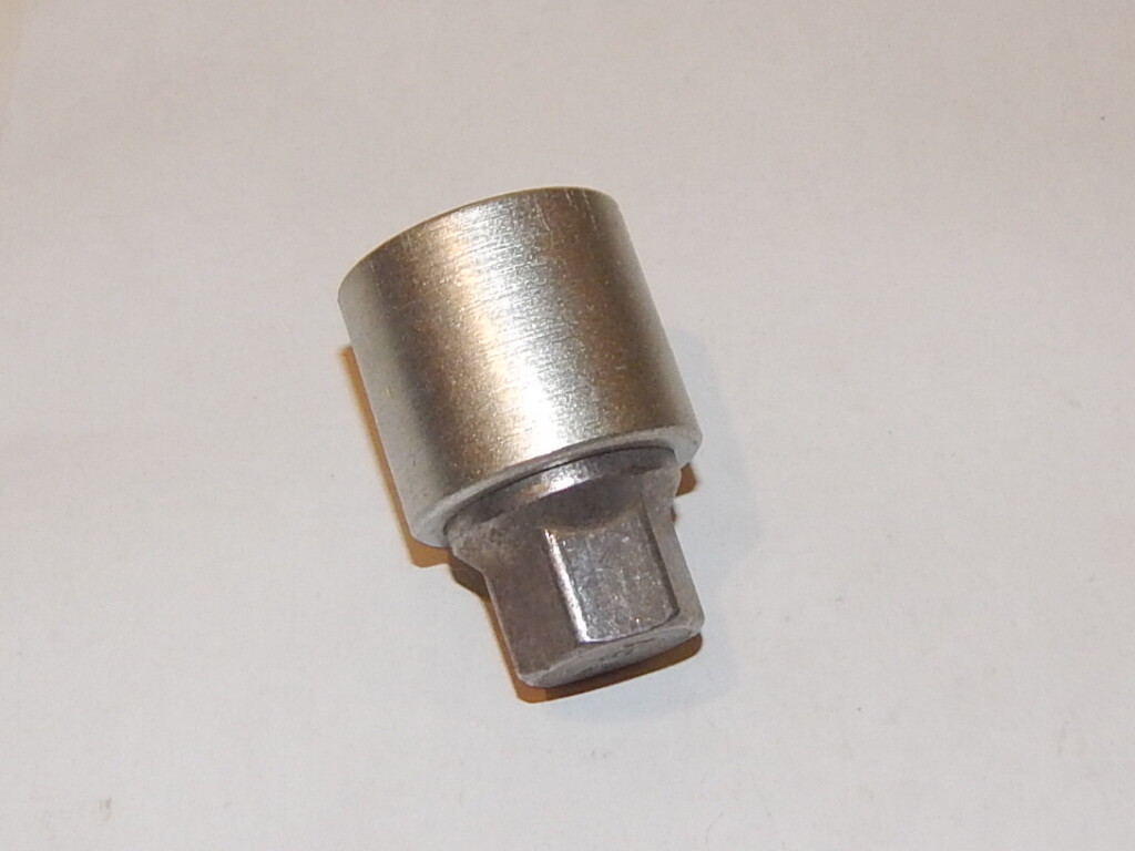New Genuine VW V03839310CG Wheel Bolt Adapter Code V Master Key 1K0698139 538