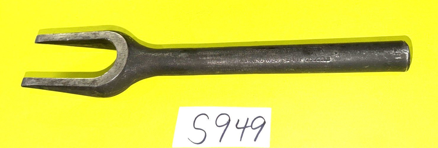 SNAP-ON TOOLS BALL JOINT/TIE ROD SEPARATOR TOOL A203 INCLUDES SHPPING IN THE US