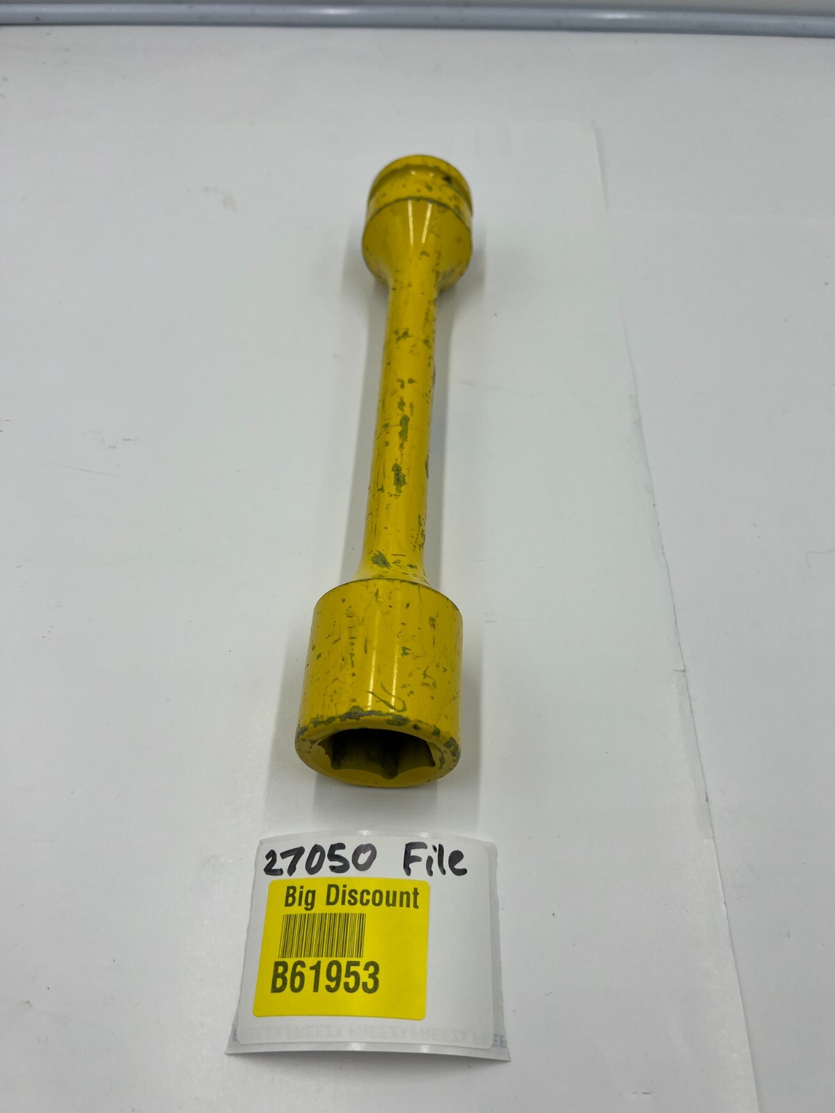 Sunex Tools 533TS 1 inch Drive 33mm 475 Ft/Lbs Torque Truck Socket Yellow
