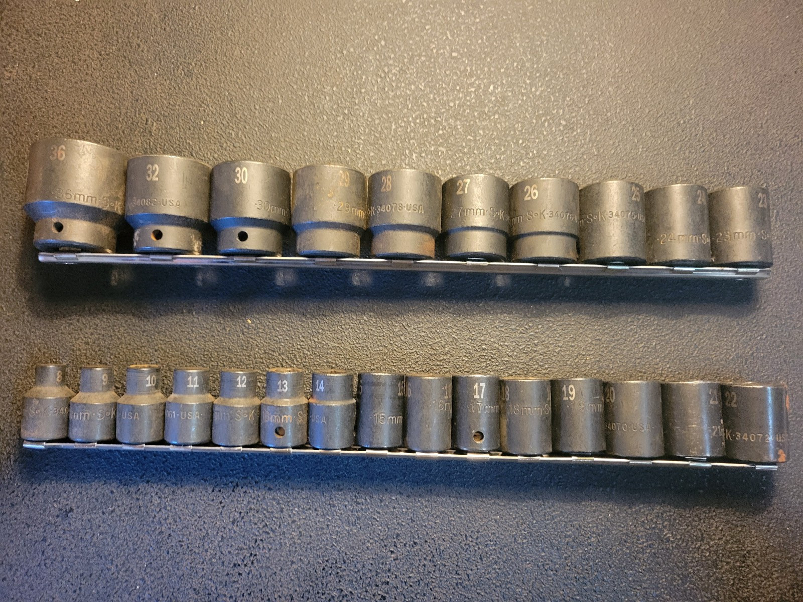 SK Tools 4037 25 Piece 1/2″ Drive 6 Point Standard Metric Impact Socket Set