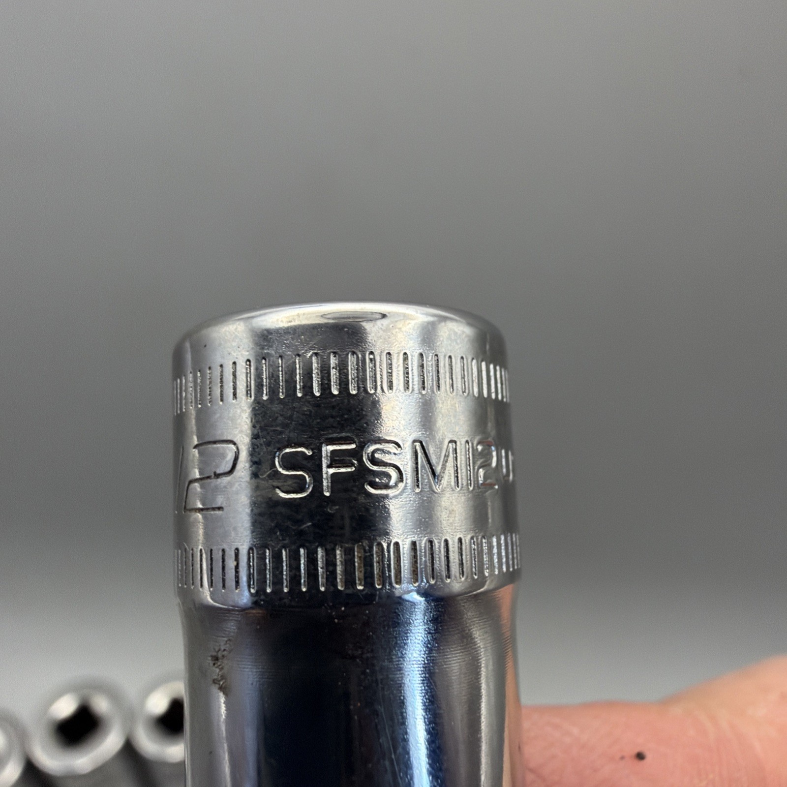 Snap-on 3/8″ Drive 6-Point Metric Deep Socket Set, 8 Piece, 12mm-19mm, SFS