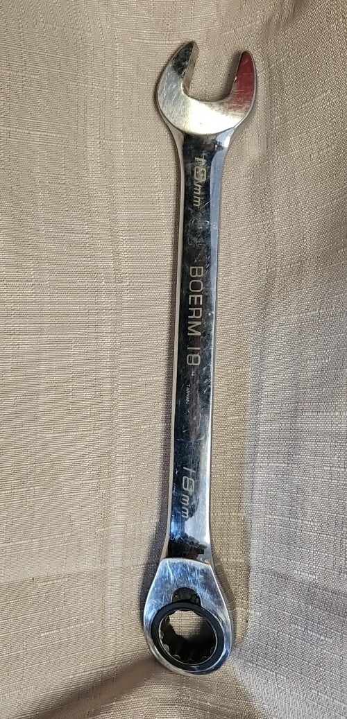 Blue Point BOERM18 Metric 18mm 12pt Reversible Ratcheting Combination Wrench