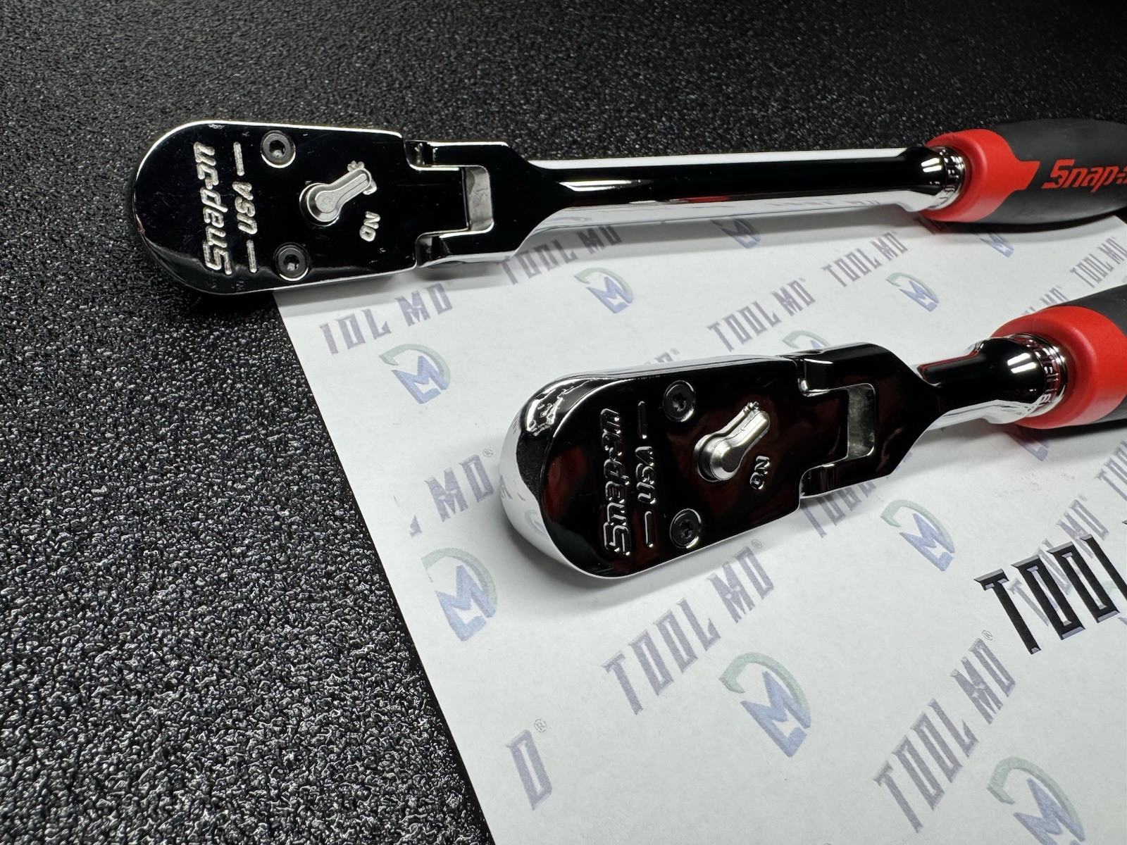 Snap-on Tools USA NEW RED 2-Piece 3/8” Drive SOFT GRIP Ratchet Set RAT2FHFR