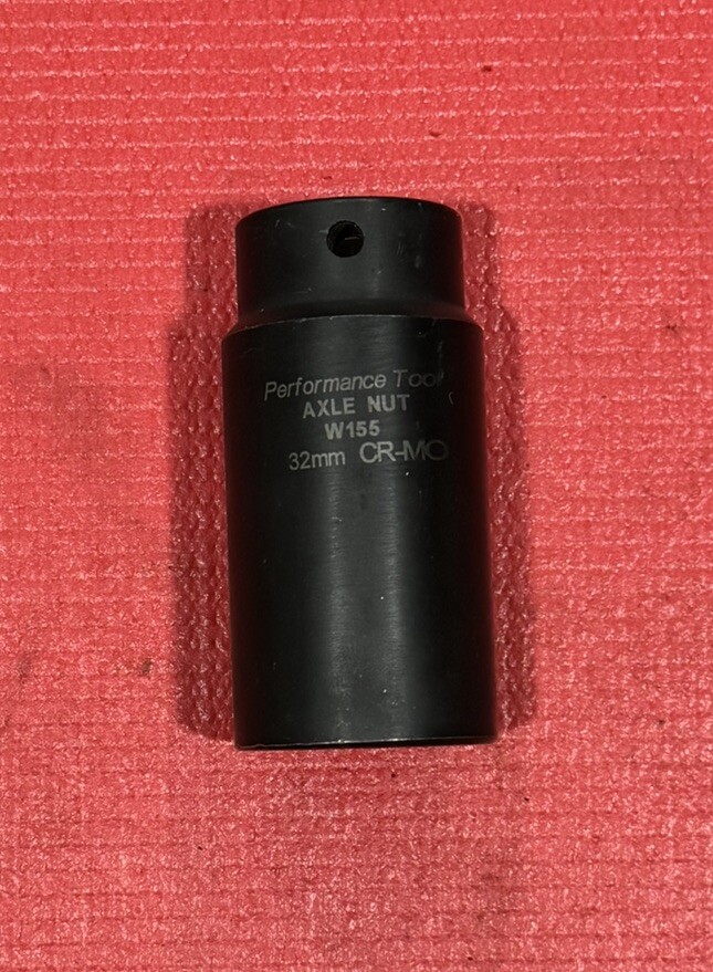 Performance Tools W155, 1/2” Drive Axle Nut Socket CR-MO Metric 32MM 6PT