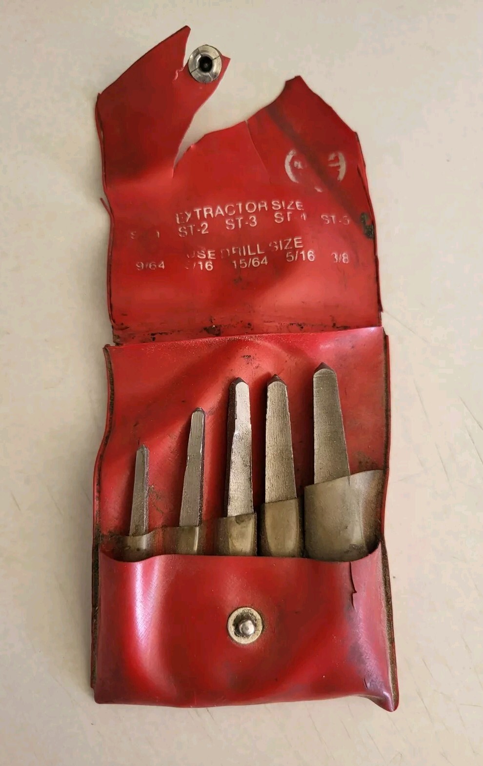 Nice MAC Tools No.353 – 5 Piece Screw Extractor Set. – Mac No. 5663ES (Wear!)