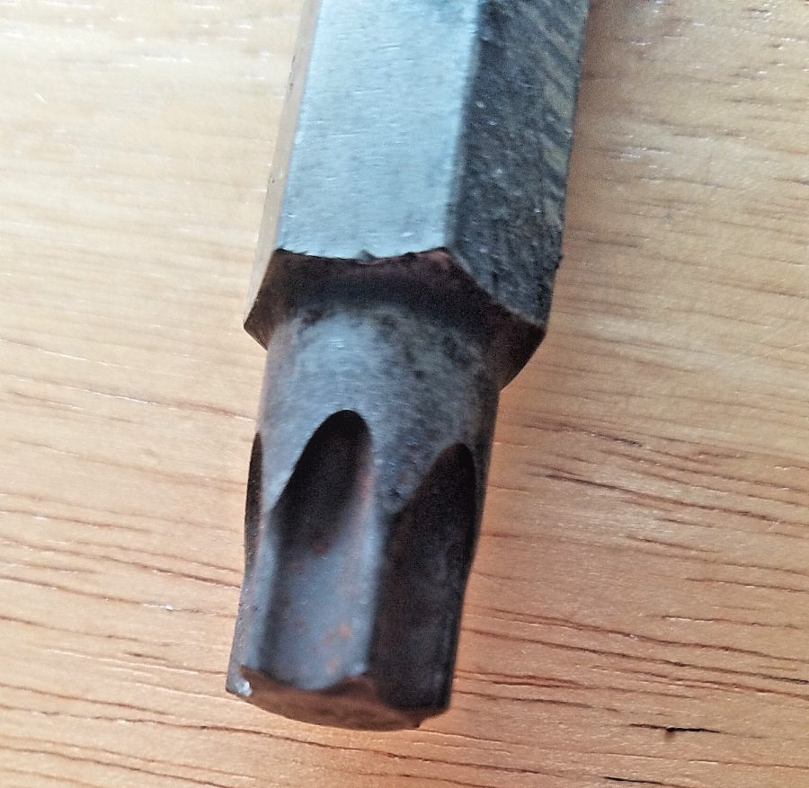 Snap On 1/2″ Drive LONG Shaft T60 Torx bit Socket # STXL60E MADE IN THE USA