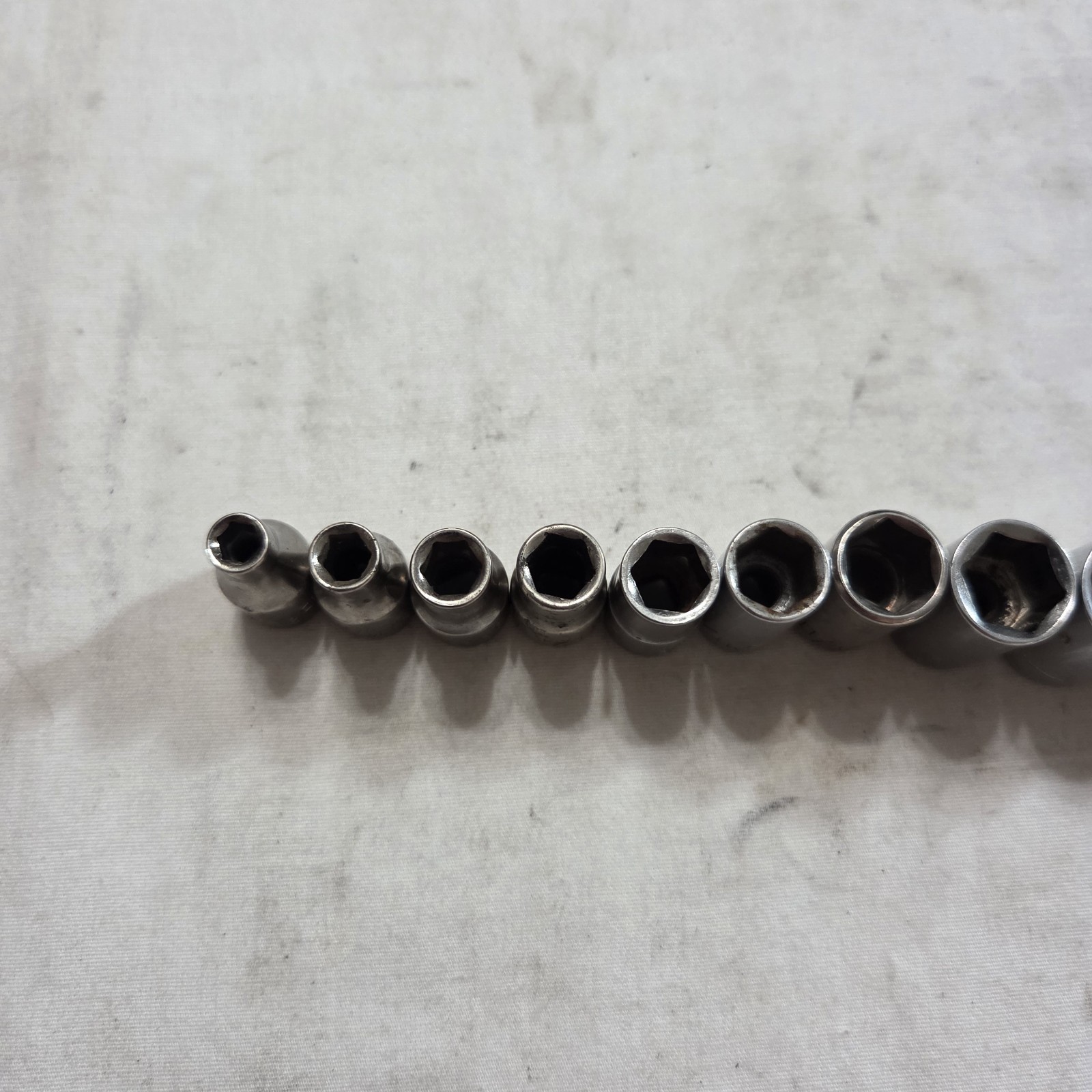 Craftsman 11pc SAE 5/32″-9/16″ 6Pt Shallow Socket Set 1/4″ Drive G,G2 Series USA