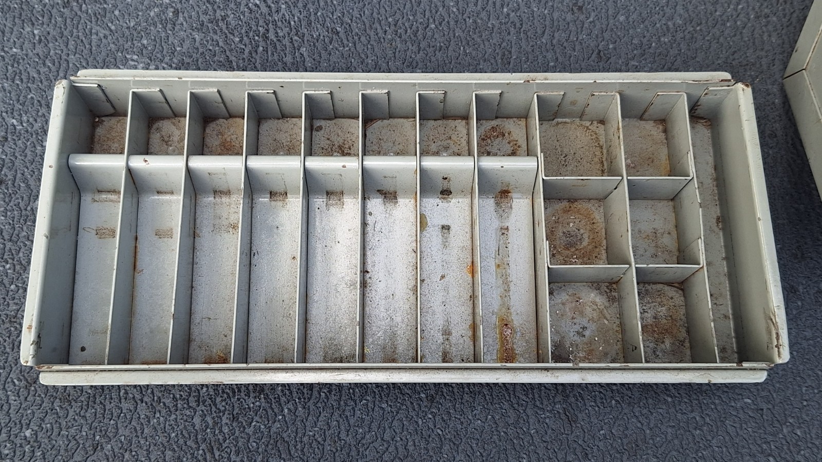 RARE 1968 Snap On R5094 30-pc Small Bolt & Nut 1/4 & 3/8 Socket Set w/GREY Case