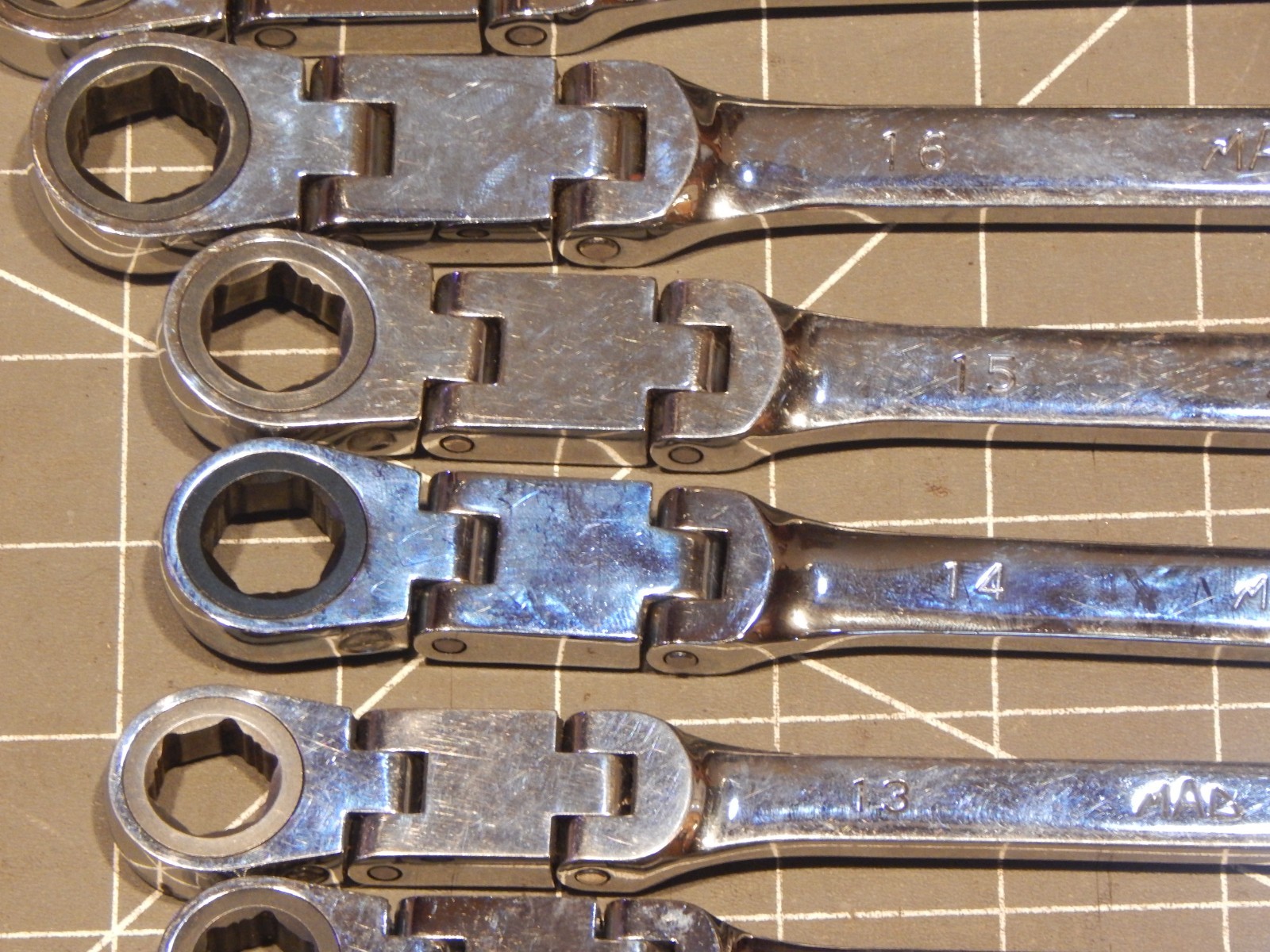 Mac 11Pc Metric Double Flex Ratcheting Wrench Set 9MM 19MM 6Pt Ratchet RWFQ