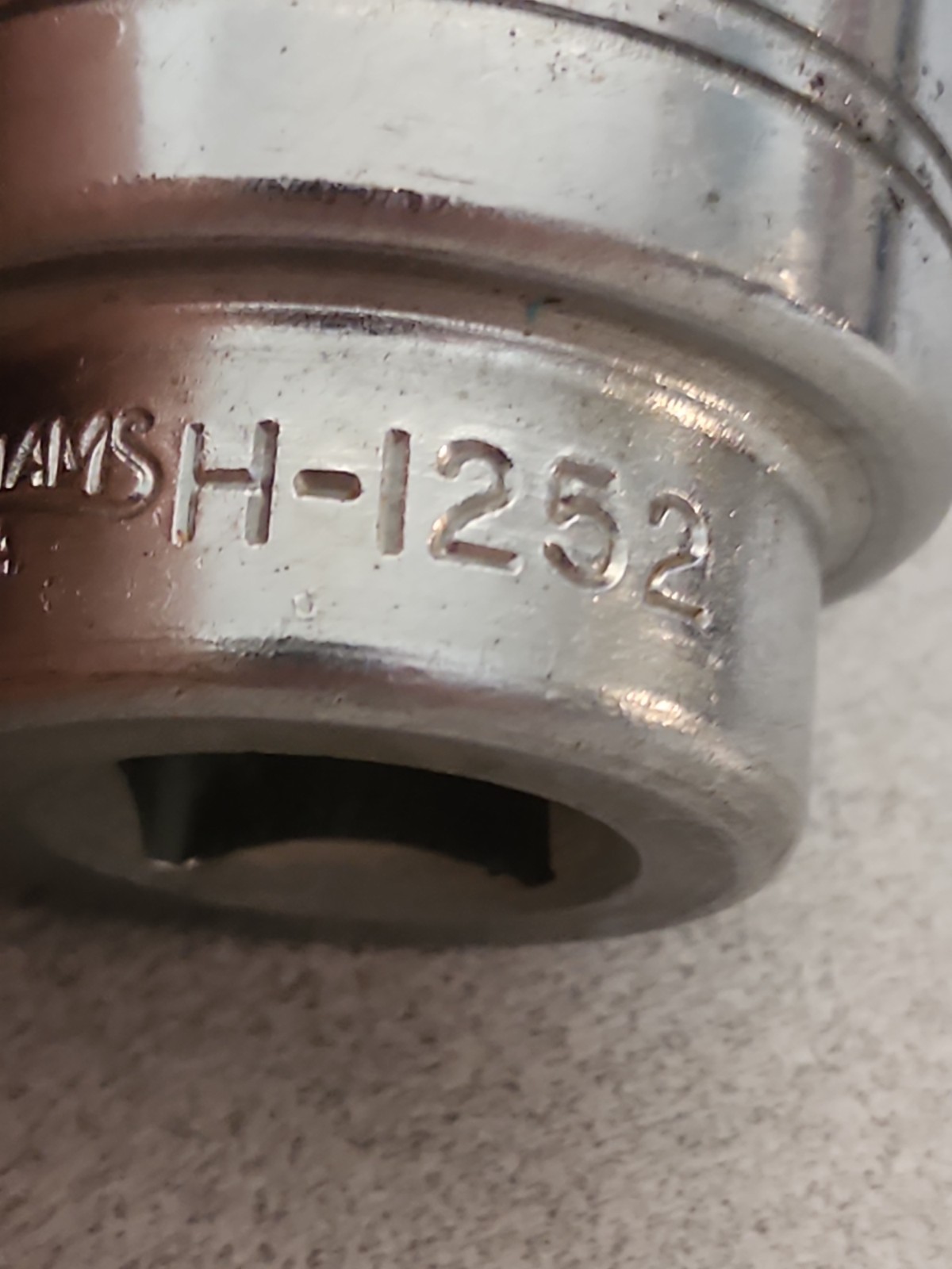 Williams Tools 1-5/8″ Shallow Socket 3/4″ Drive 12 Point H-1252 Made in USA