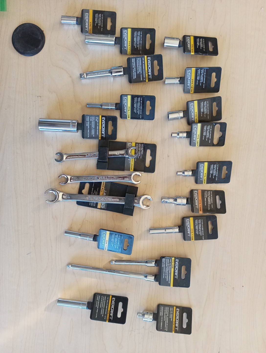 Lot Of 35- Mechanic Tools – New – B