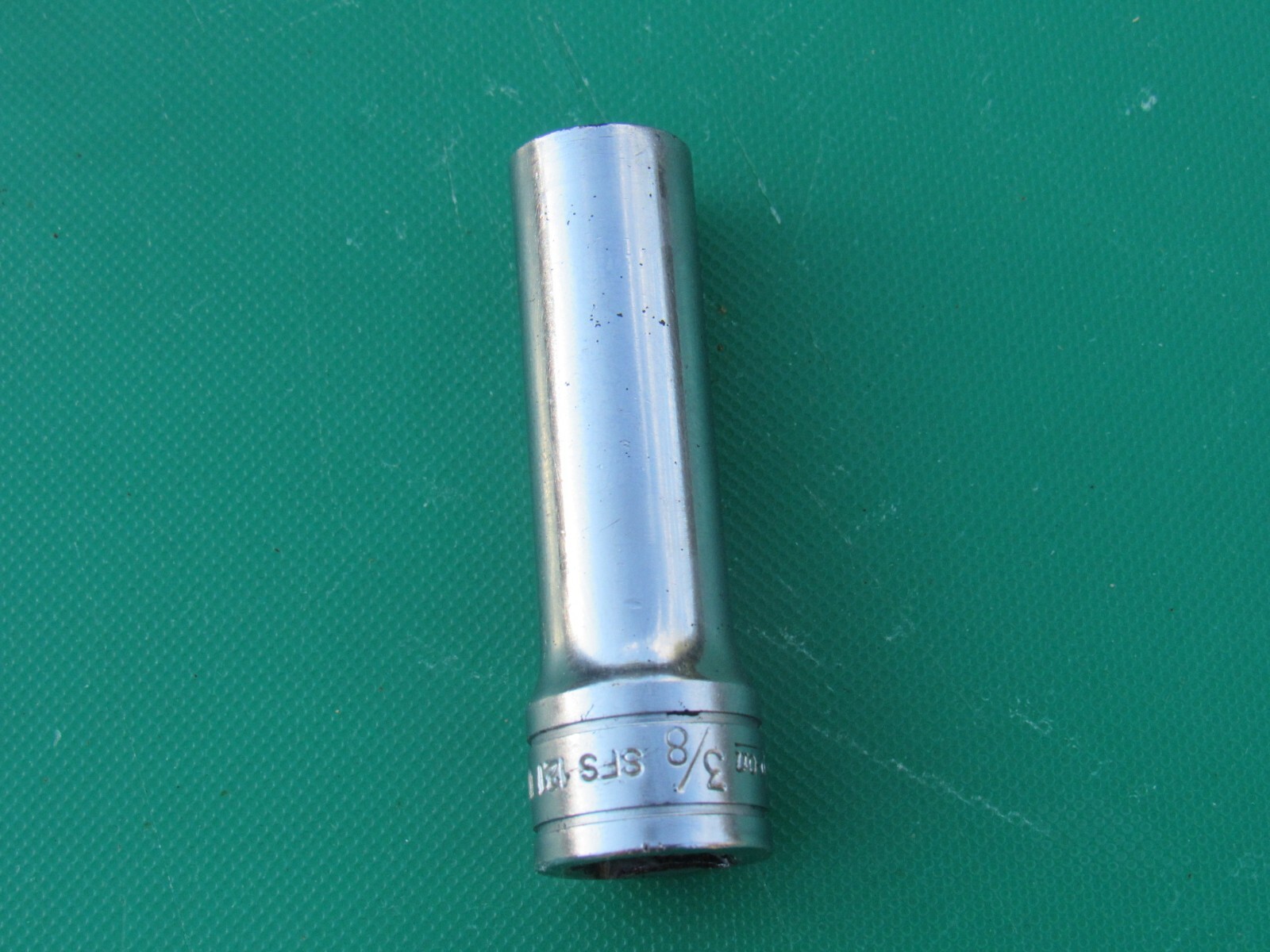 SNAP ON 3/8″ SFS121 3/8″ DRIVE DEEP SAE 6 POINT CHROME SOCKET SFS 121 UNDERLINE