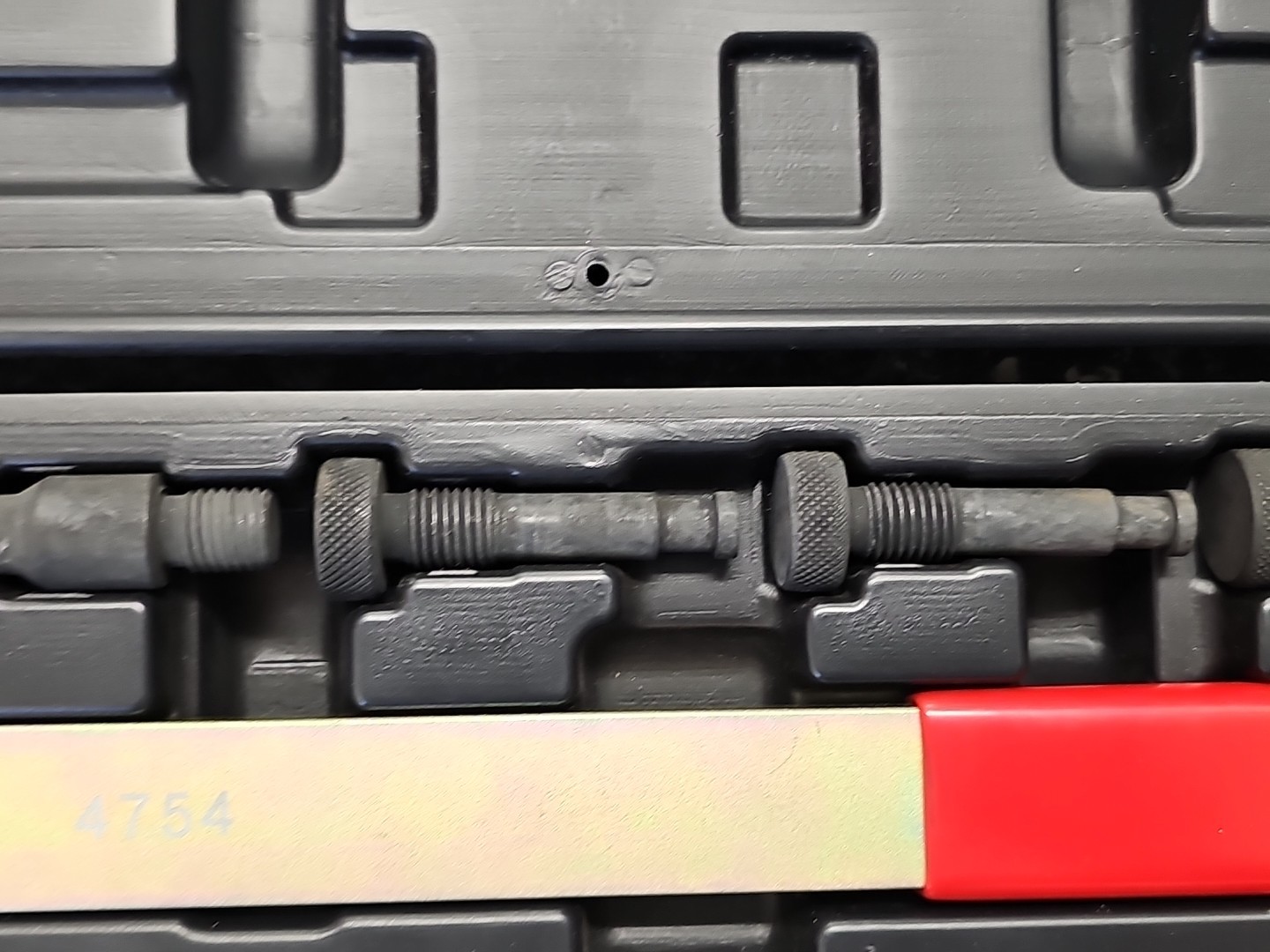 Mac Tools DH754 Universal Pulley/Fan Clutch Holding Tool Kit Complete Taiwan