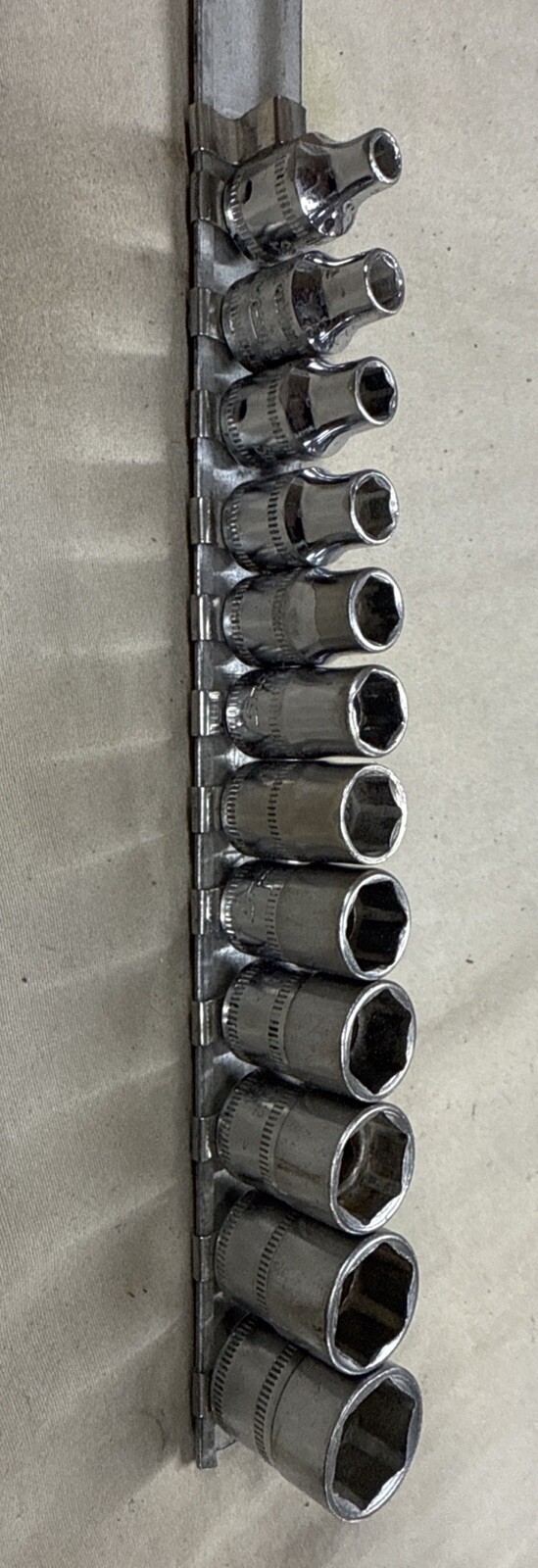 SNAP ON 12 PC 112TMMY 1/4″ SHALLOW METRIC 6 PT SOCKET SET 4MM – 14MM