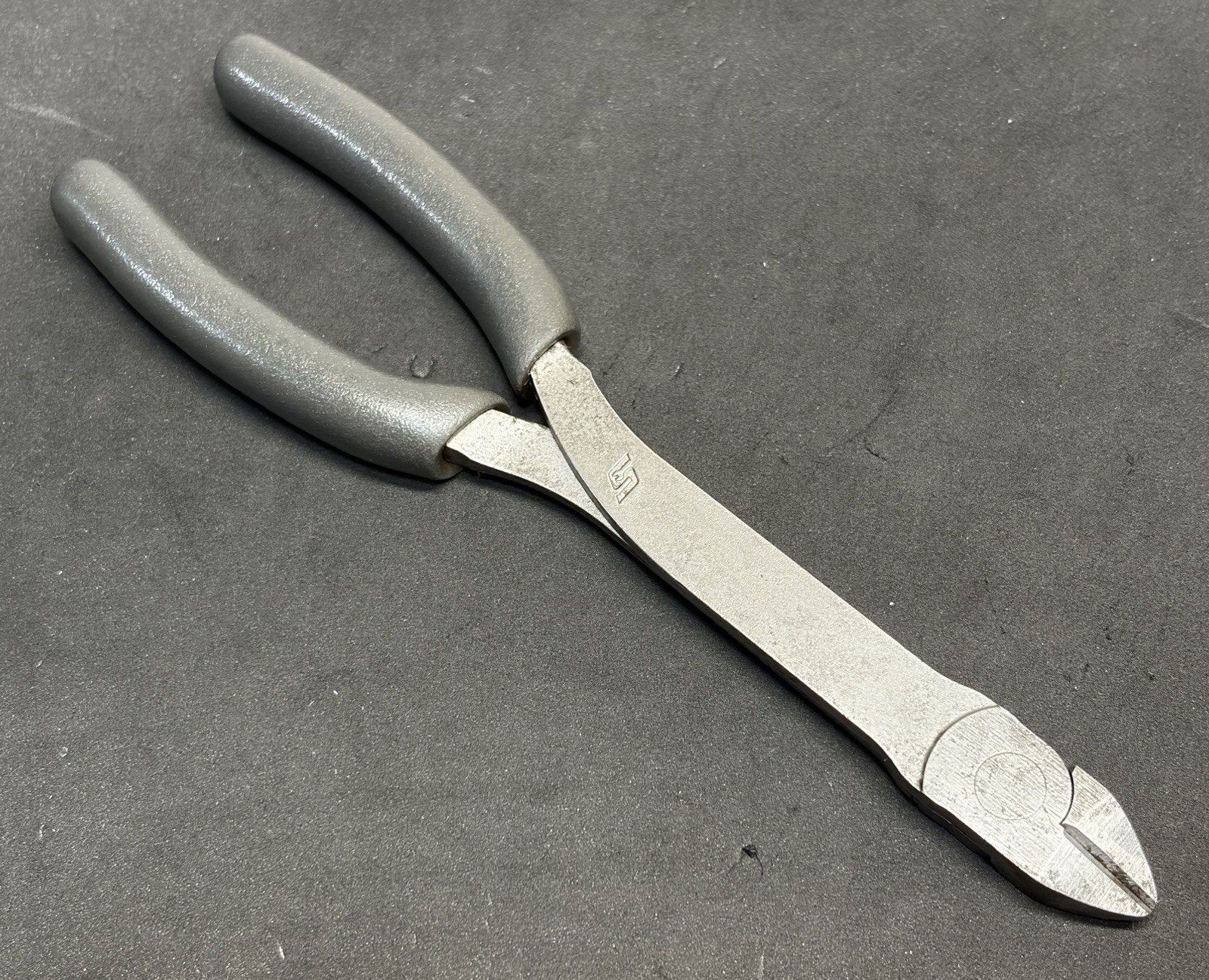 Snap-on METALLIC GREY Talon Grip 7″ Long Mini Diagonal Cutter Pliers Dikes 808CF