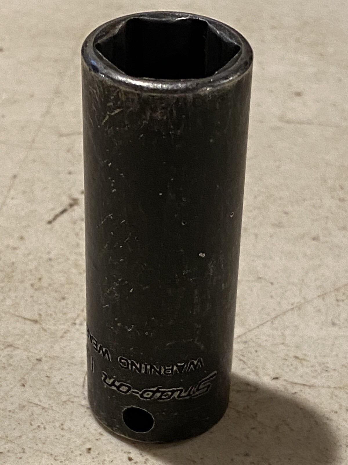 Snap-on Tools USA 3/8″ Drive 11/16″ SAE Deep 6 Point Impact Socket SIMF220