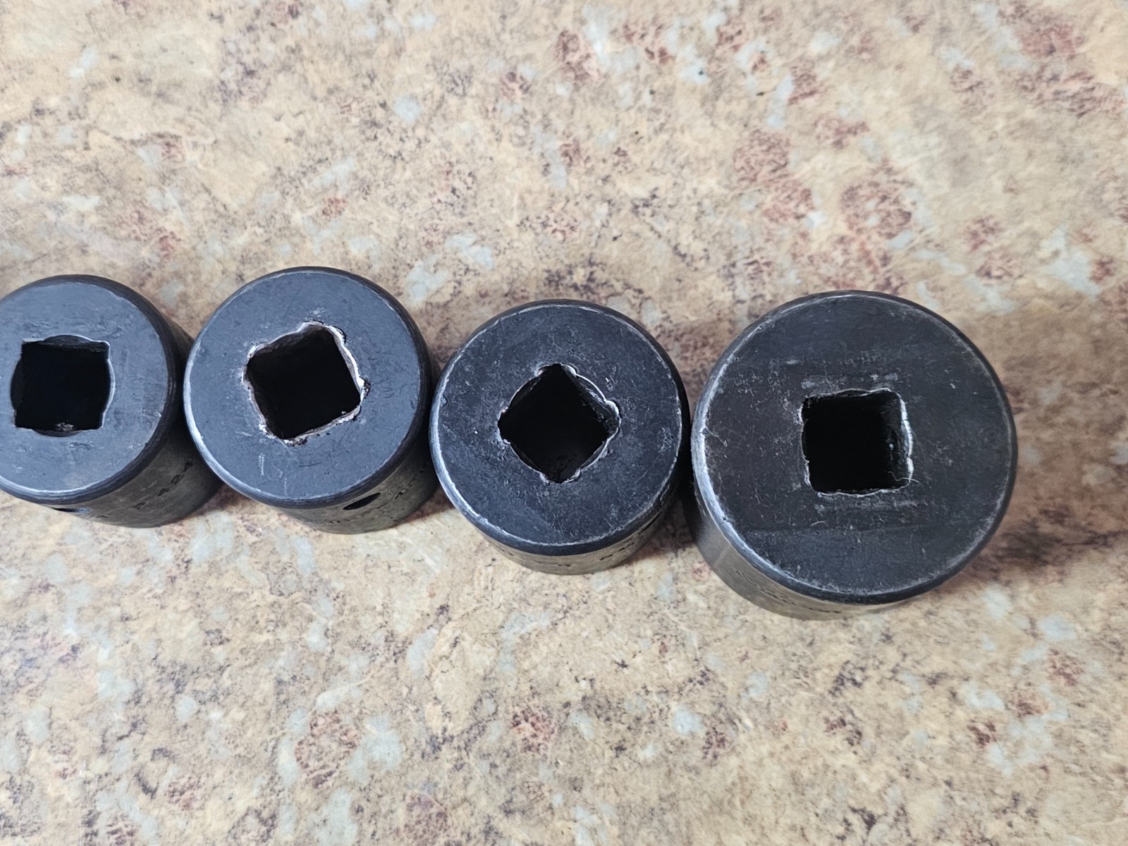Snap-on 1/2″ Drive 8-Point SAE Shallow Double Square Power Socket Set 10pc