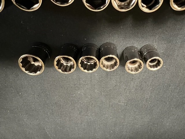 CRAFTSMAN 3/8″ DR 6PT-12PT made in USA SAE and Metric sockets, LOT of 46 PCS