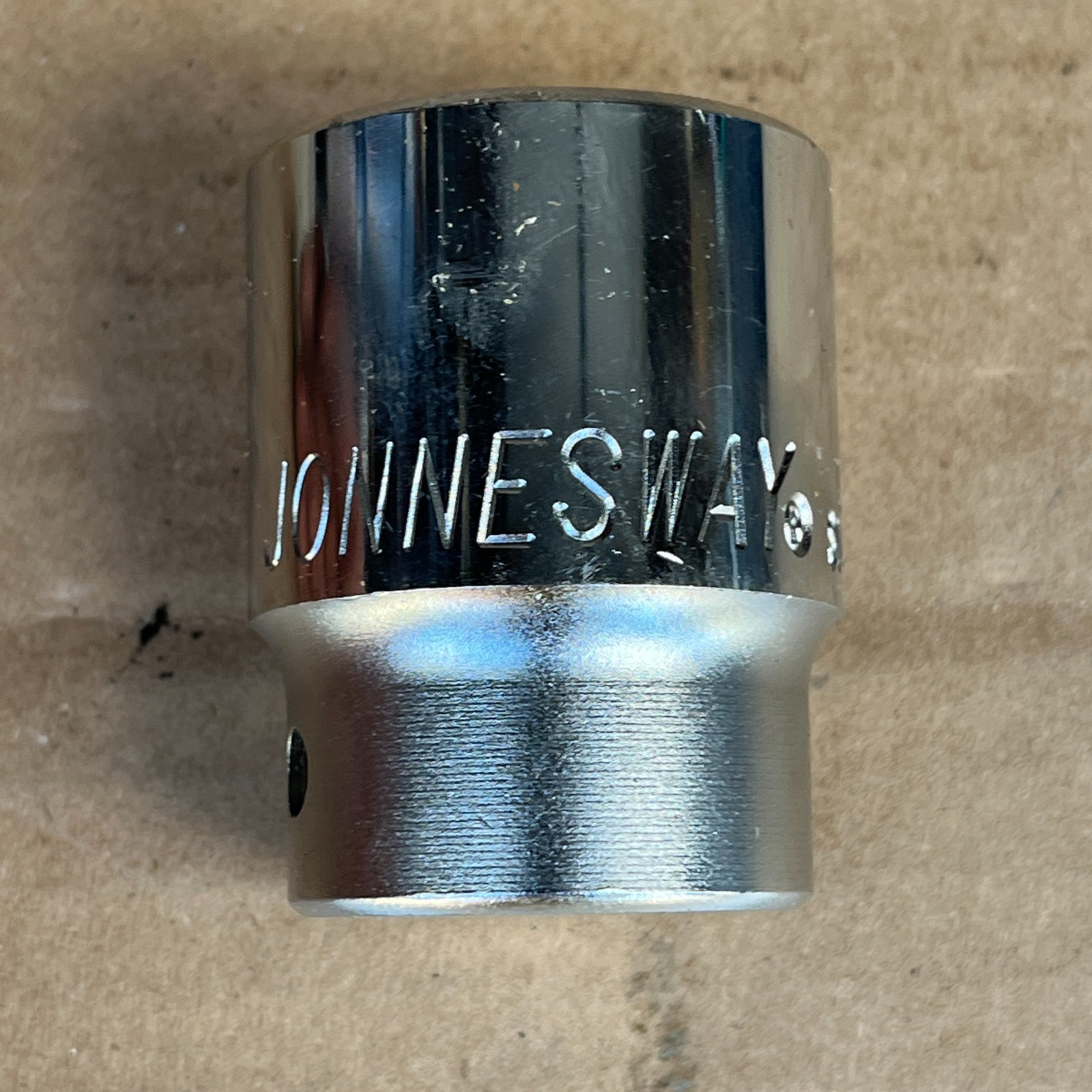 Jonnesway Tools 1-1/4″ Shallow Chrome 3/4″ Drive 12pt Socket SO4H6432