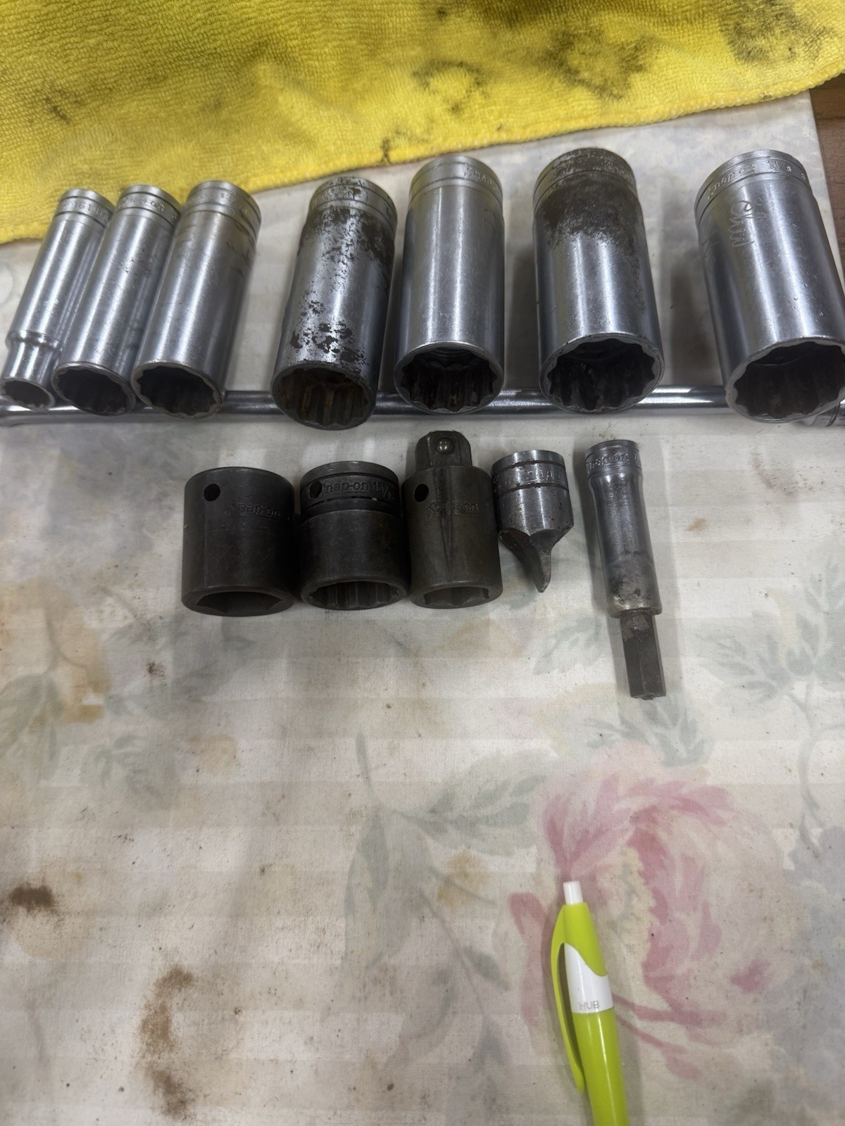 Snap On Sockets And 3/8” 11” Extension. 7—1/2” Drive Deep, 3—1/2” Drive Impact