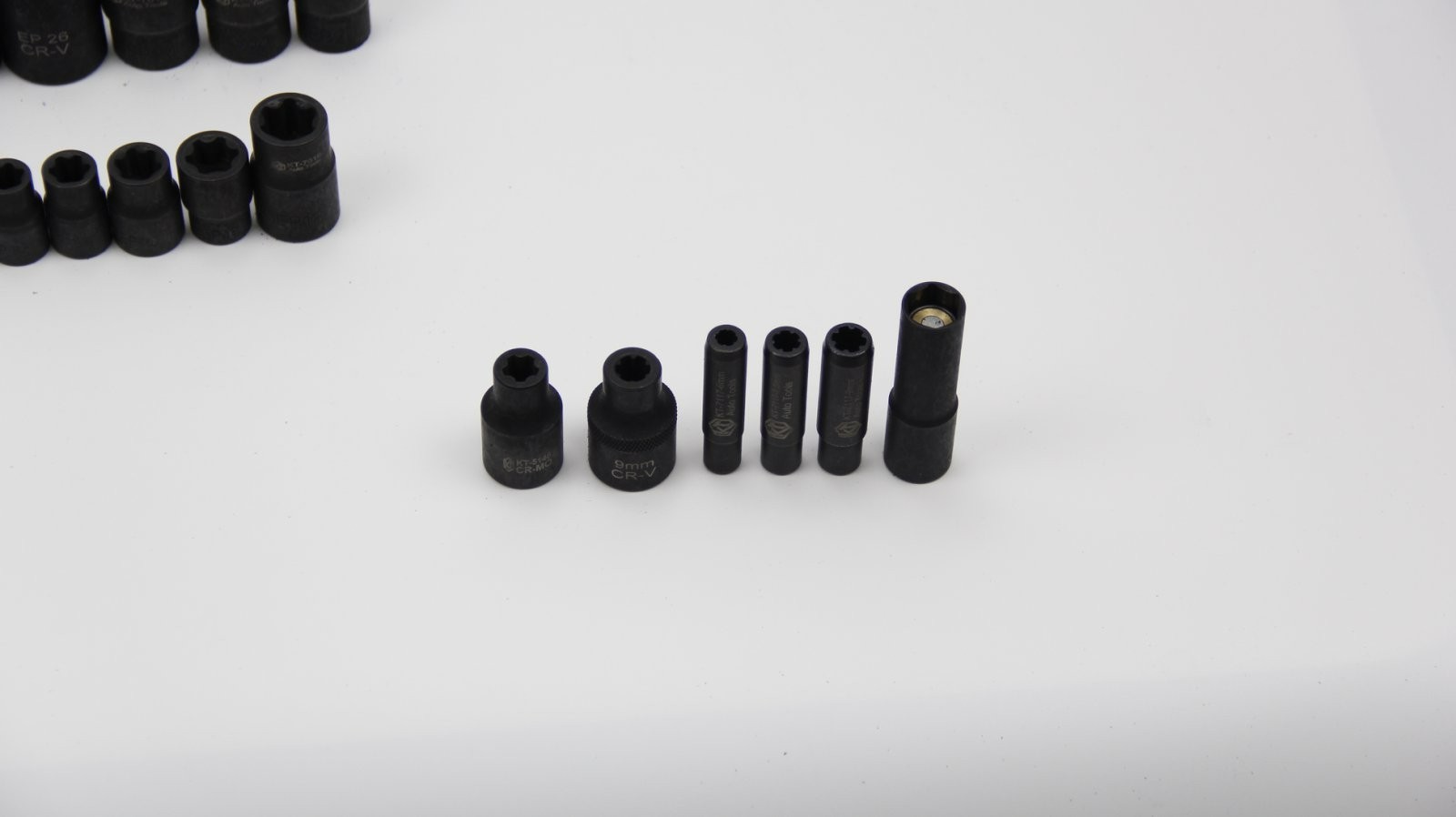 Special sleeve assembly tool set for new energy vehicles（Tesla……)