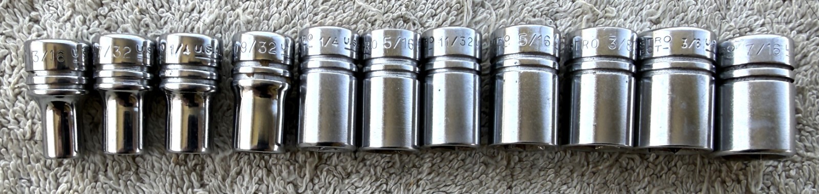 VINTAGE INDESTRO 1/4 IN DRIVE SOCKET SET NO. S6102 – AS PICTURED – L@@K NICE