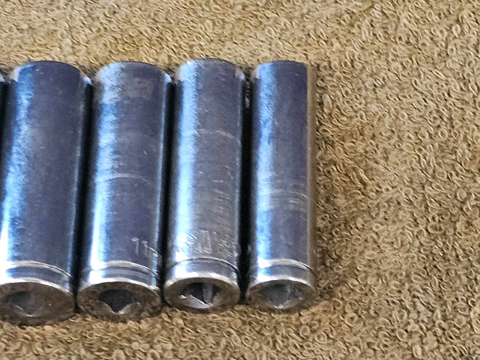 14 Westward Sockets 1/4 Drive Deep Well 15 14 13 12 11 10 9 8 7 6 5.5 Metric Set