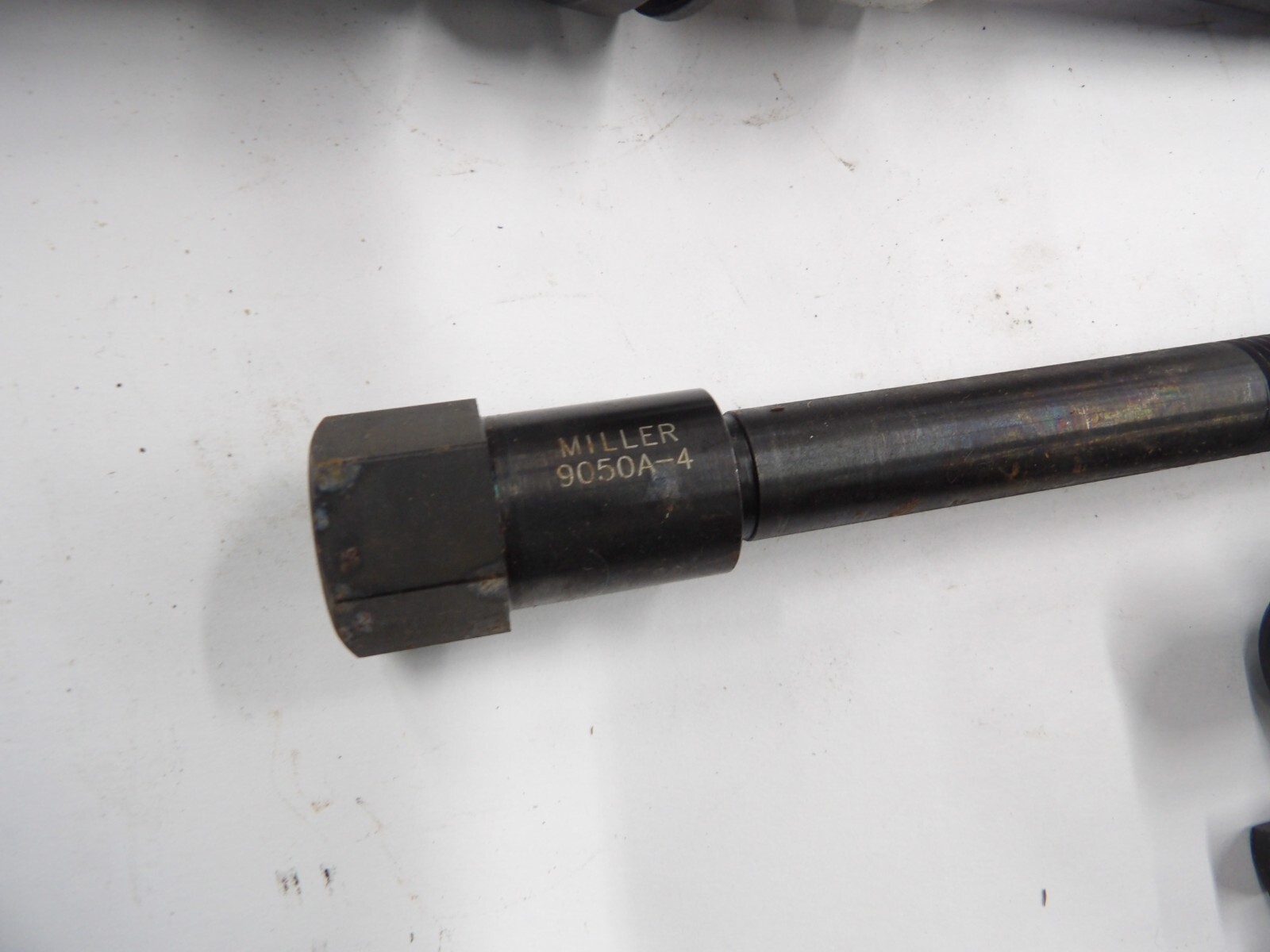 MILLER TOOL 9050A SLEEVE REMOVER / INSTALLER & FORCING SCREW SET