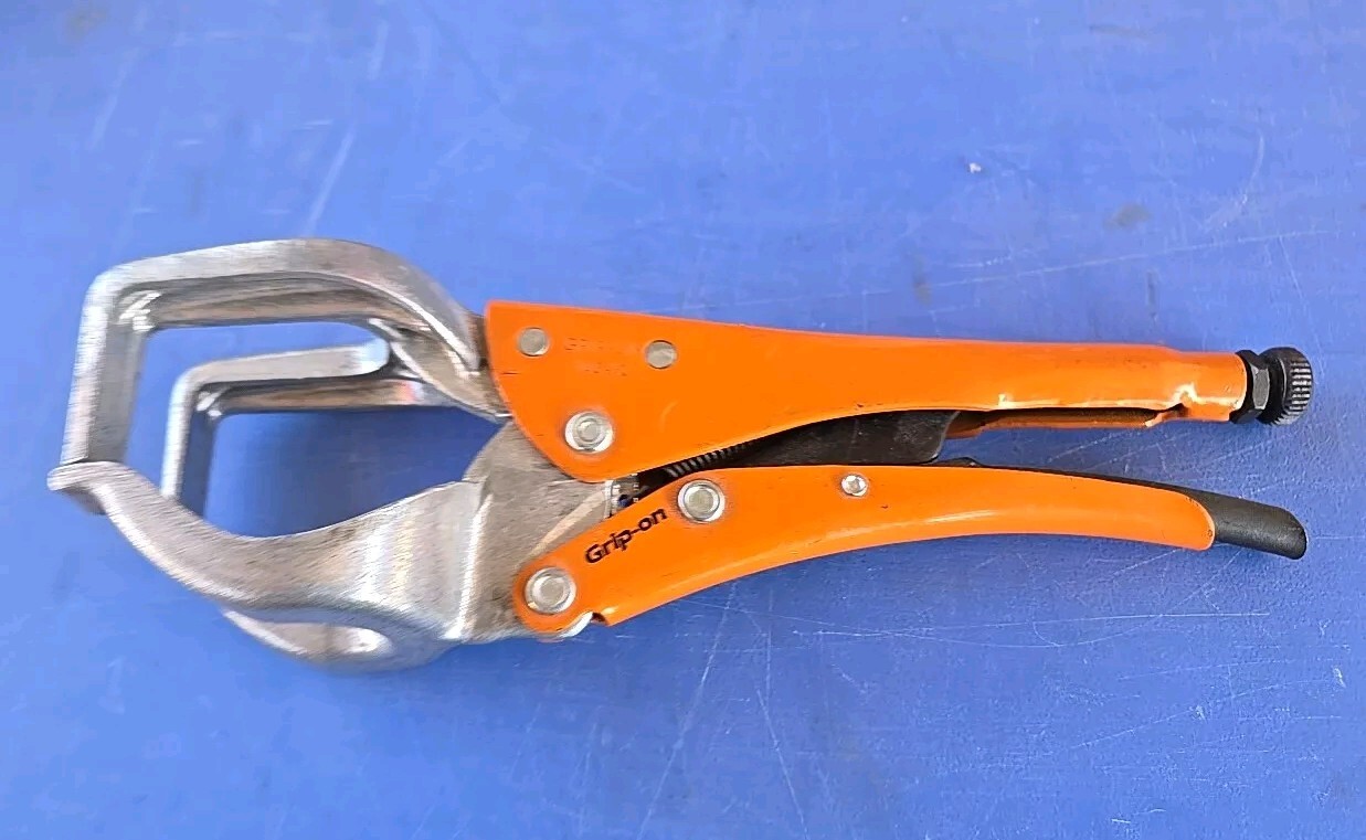 1 PRE-OWNED GRIP-ON #145-12 U-SHAPE LOCKING PLIERS EXCELLENT WORKING CONDITION