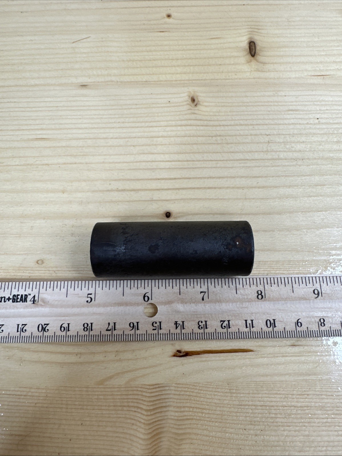 Snap-on Tools USA 3/8″ Drive 11/16″ SAE Deep 6 Point Impact Socket SIMF220
