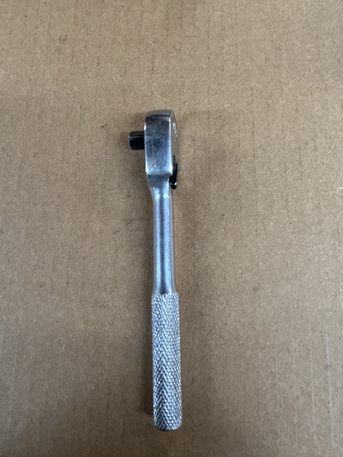 MAC Tools 1/4″ Drive Knurled Pear-Head Ratchet 5″ Long MR5