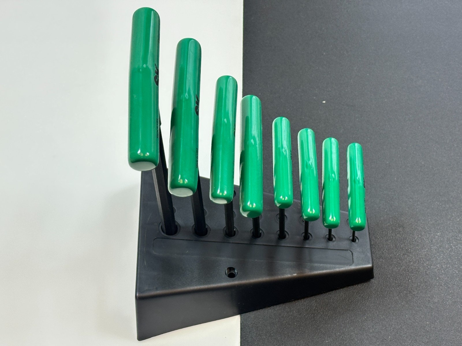 SK Tools USA 73389 8pc Metric 2mm-10mm GREEN T-Handle Hex Key Set w/ Stand NOS