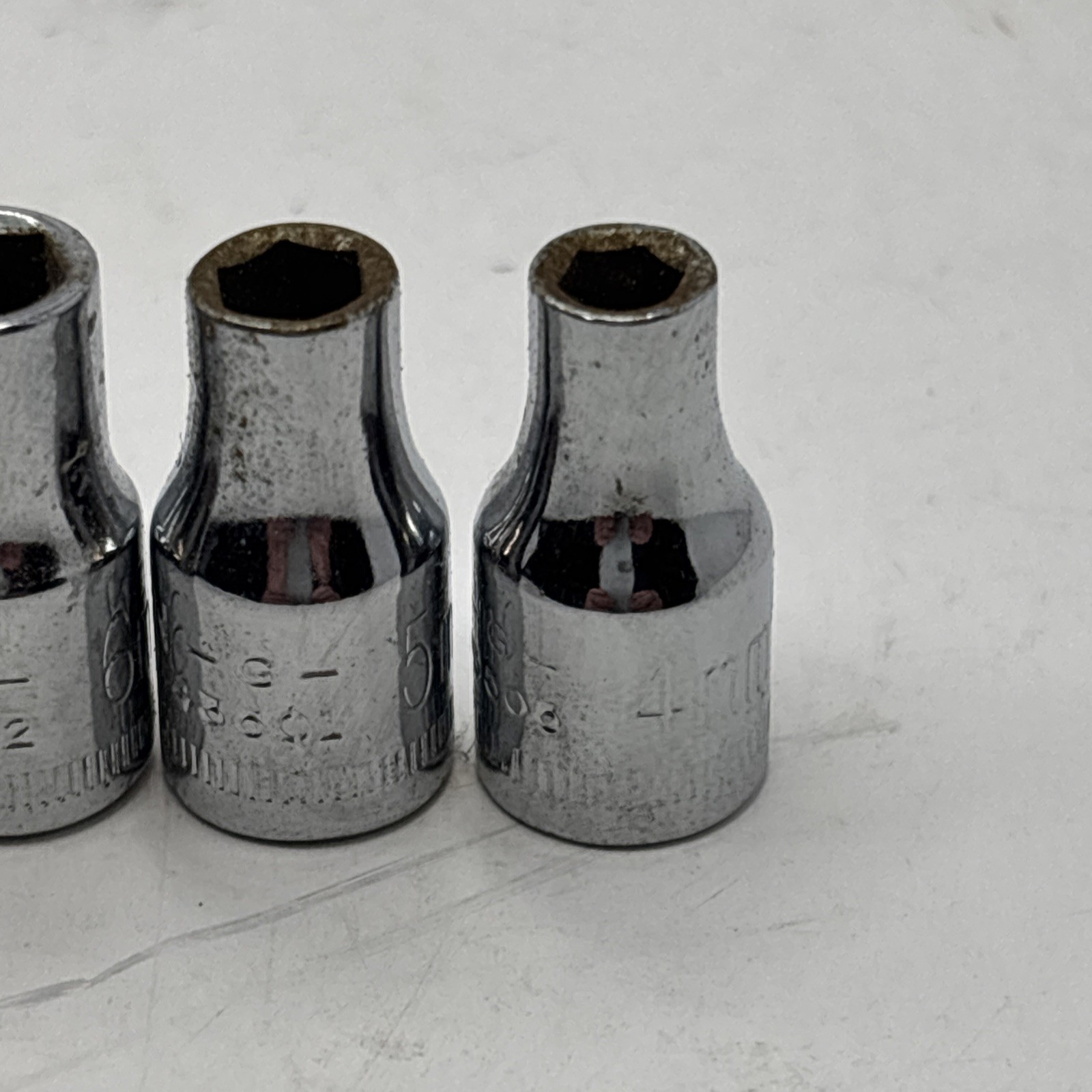 Craftsman 1/4″ Dr 11 PC 6 Pt Point Metric Std Chrome Socket Set 4mm – 14mm