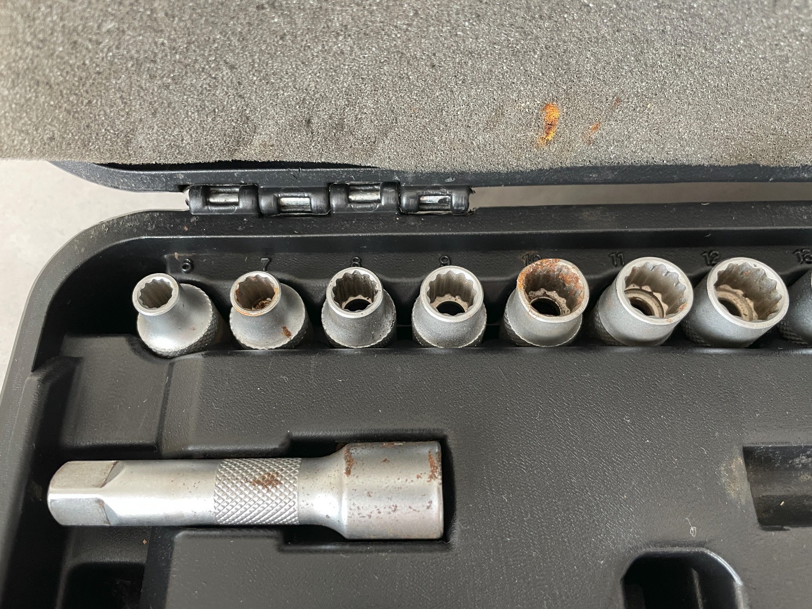 45 Piece 3/8″ Drive Metric Socket & 1/4″ Bit Set With Unior Ratchet Chrome