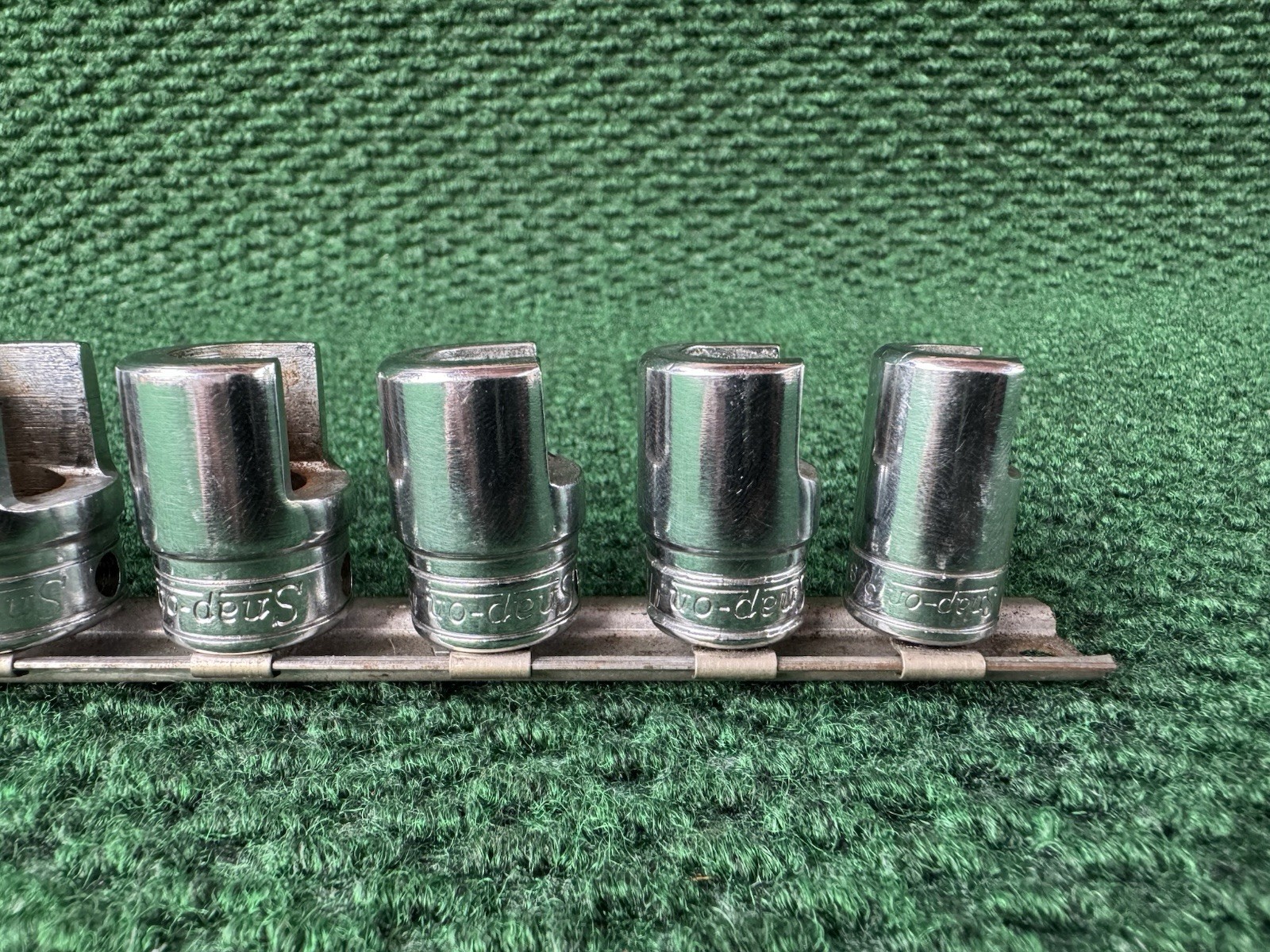 Snap-On Tools USA 11pc 3/8” FD Series Weatherhead Socket Set FD120 – FD250