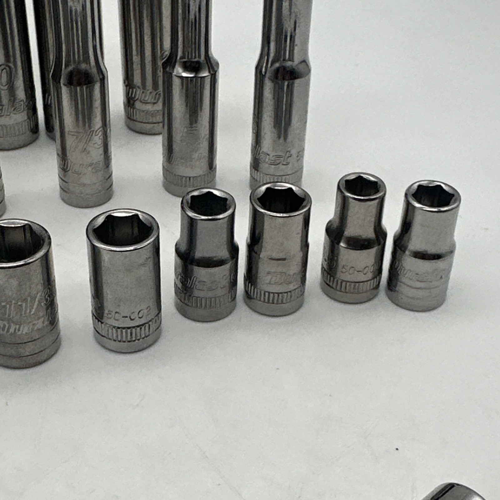 Duralast 29 Piece Socket And Extension Set Loose 3/8” 1/4” Drive