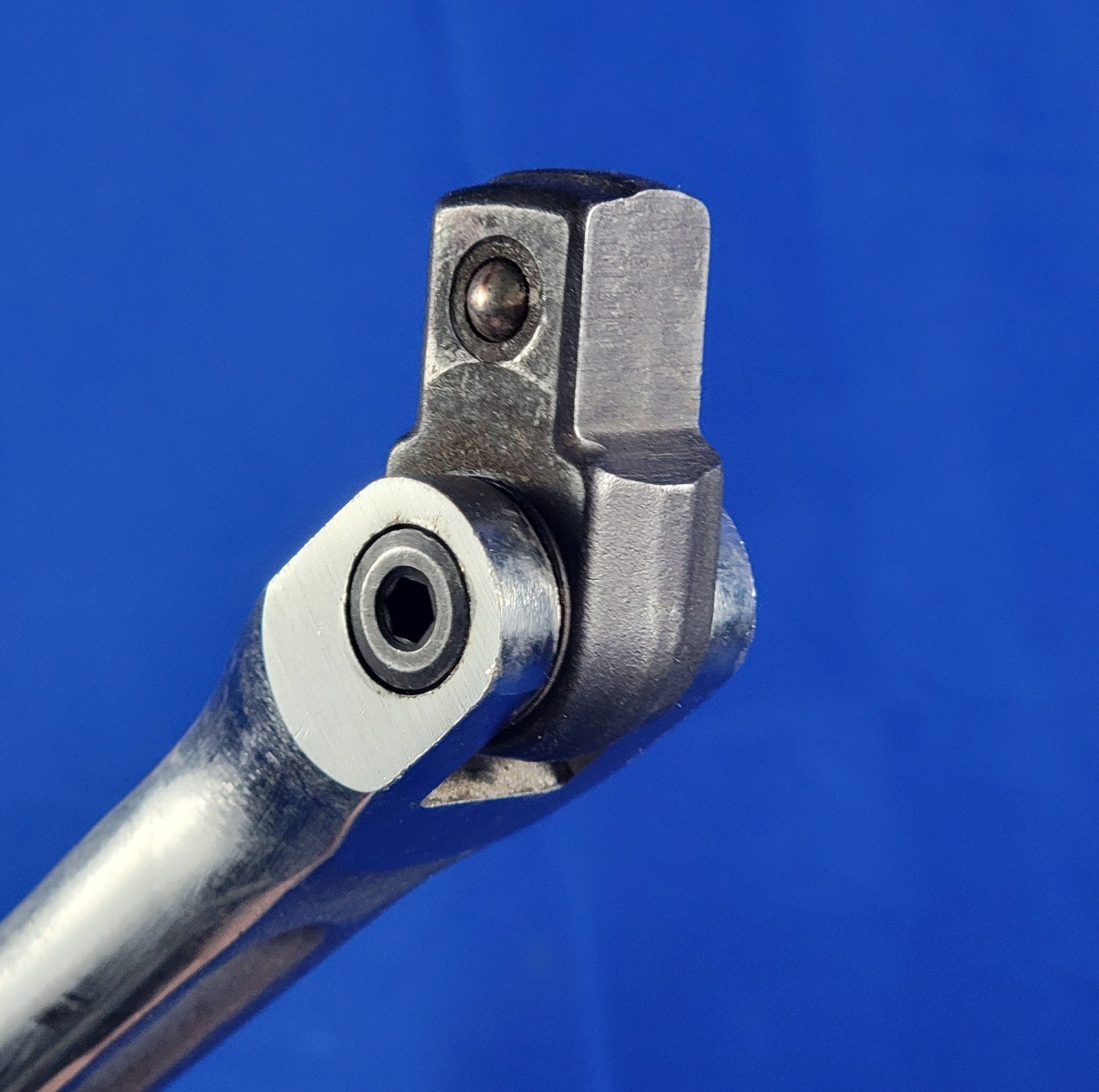 Craftsman 4431 A-AE 3/4″ Drive Flex End Head Breaker Bar – 18.5″ Long