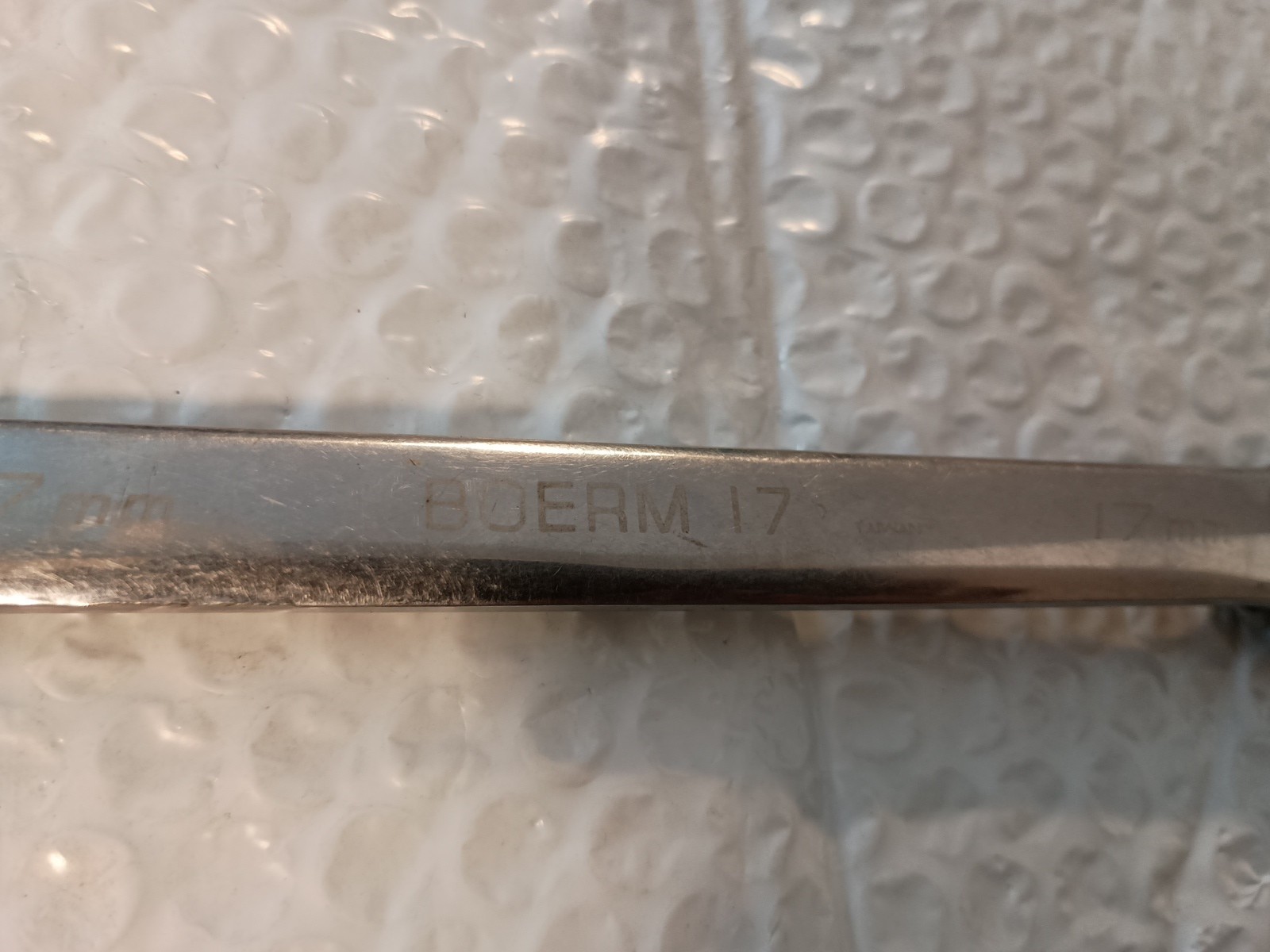 BLUE POINT TOOLS BOERM17, 17MM. RATCHETING COMBO WRENCH, 9″ L. 12PT *REVERSIBLE*