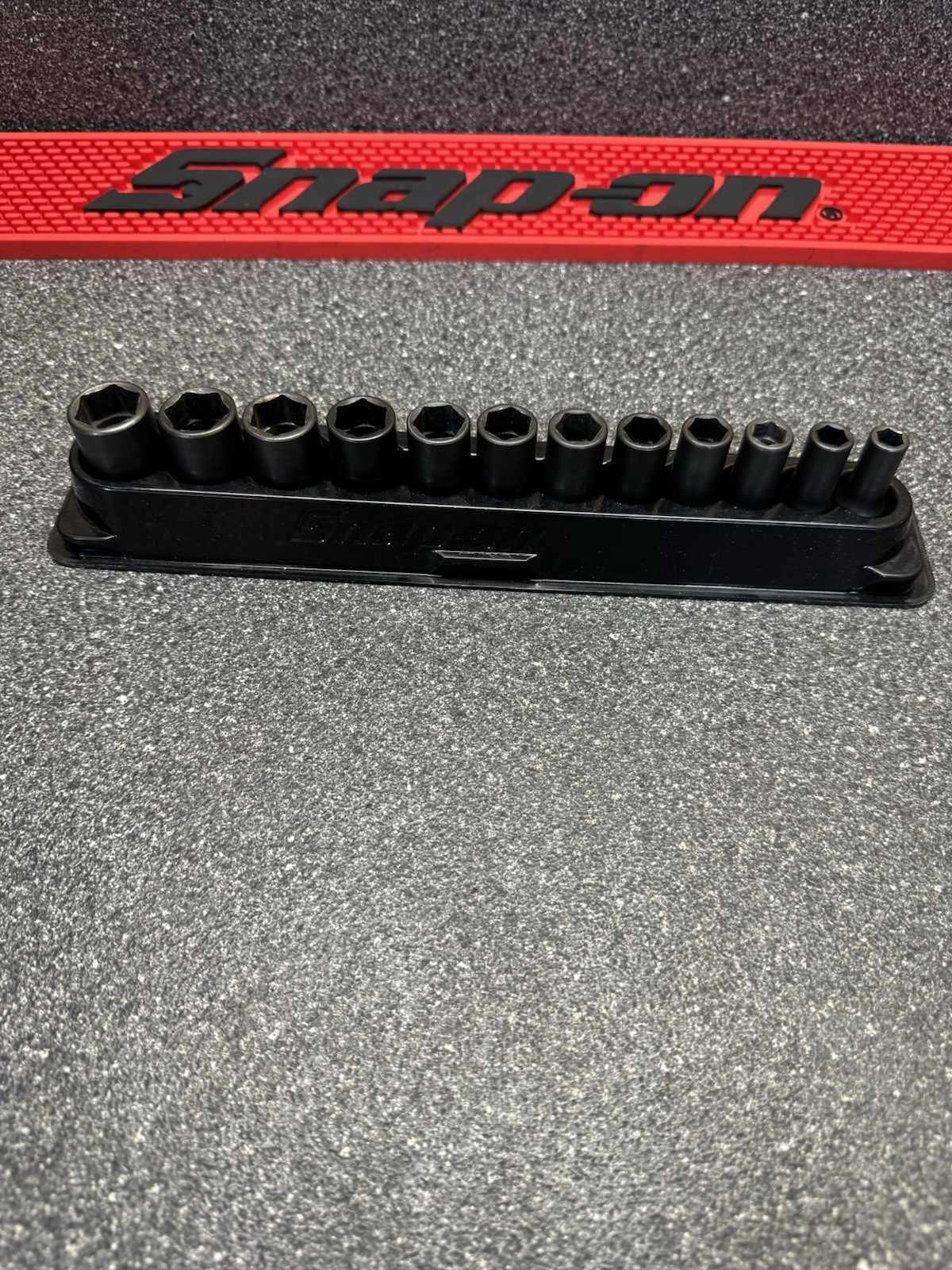Snap On 12pc 3/8″ 6pt Flank Drive® Semi Deep Impact Socket Set 8-19mm 212IMFMSYA