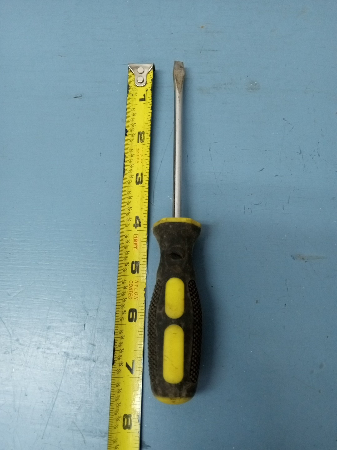 Unbranded Black & Yellow Handled Flathead Screwdriver (LL)