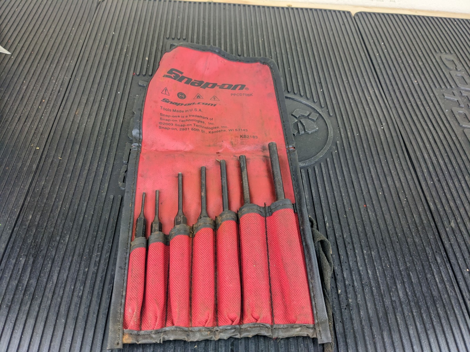 #ba537 Snap On Tools Punch And Chisel Set PPCD70BK 8-Piece