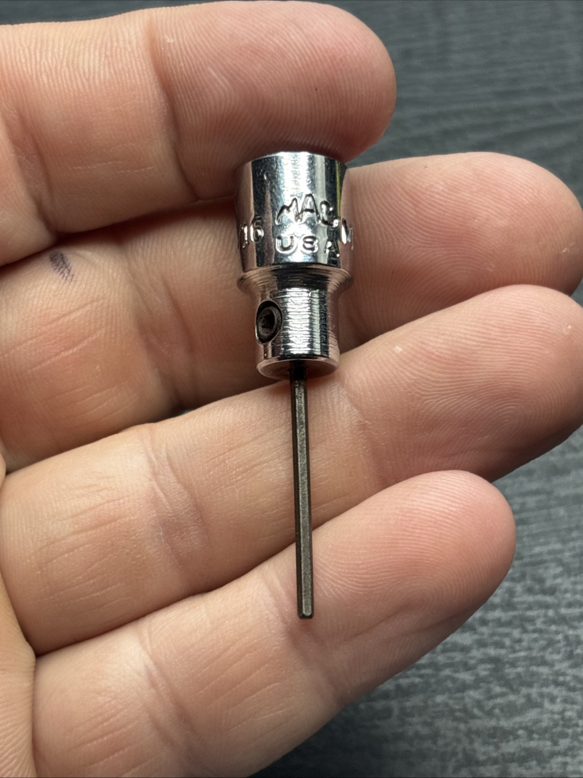 USED, MAC TOOLS » 1/16IN. » 1/4 IN. DR. HEX SOCKET, PART #MH2 , USA