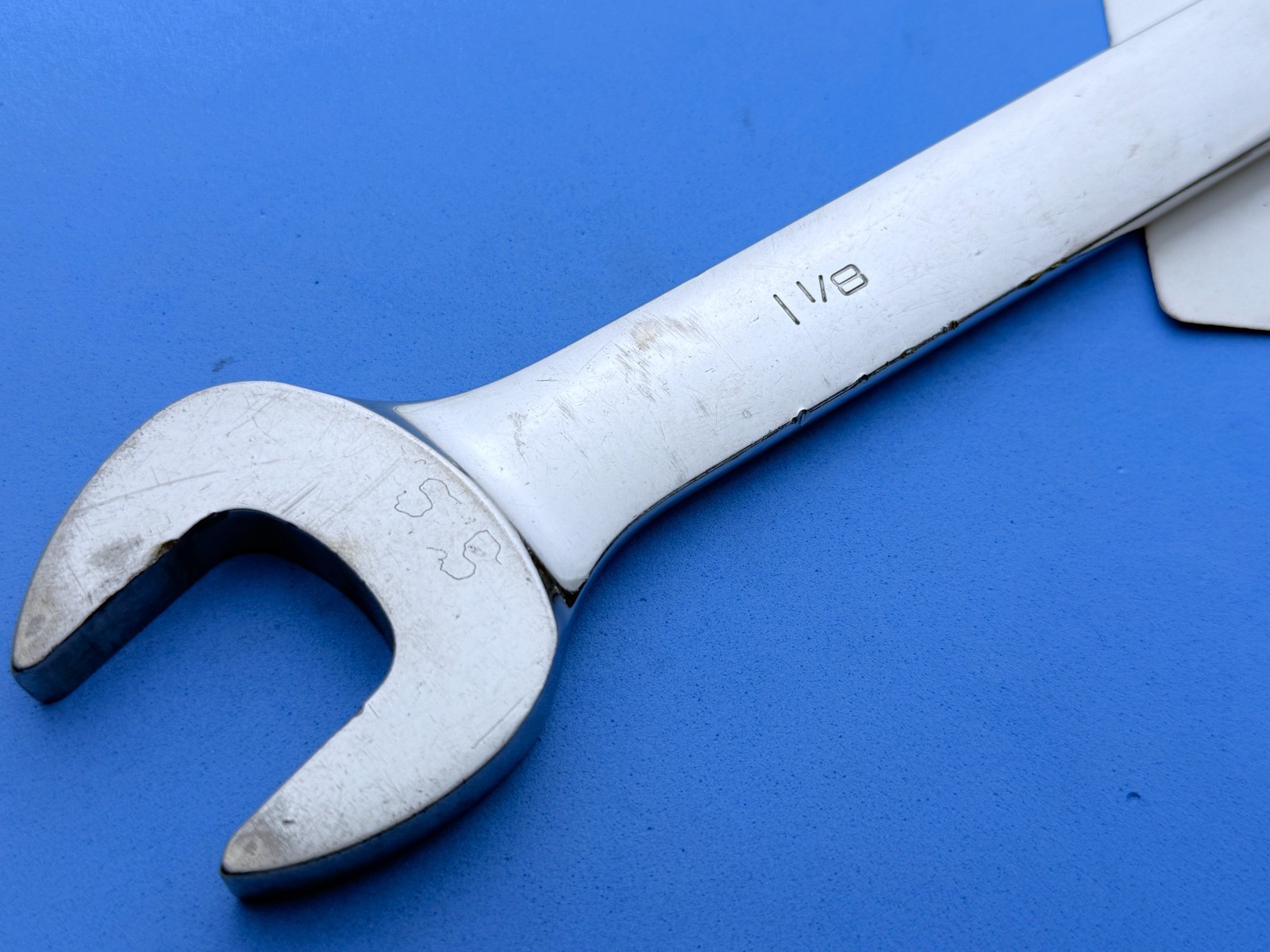 Snap on 1-1/8″ Wrench OEX36B 12-point SAE USA
