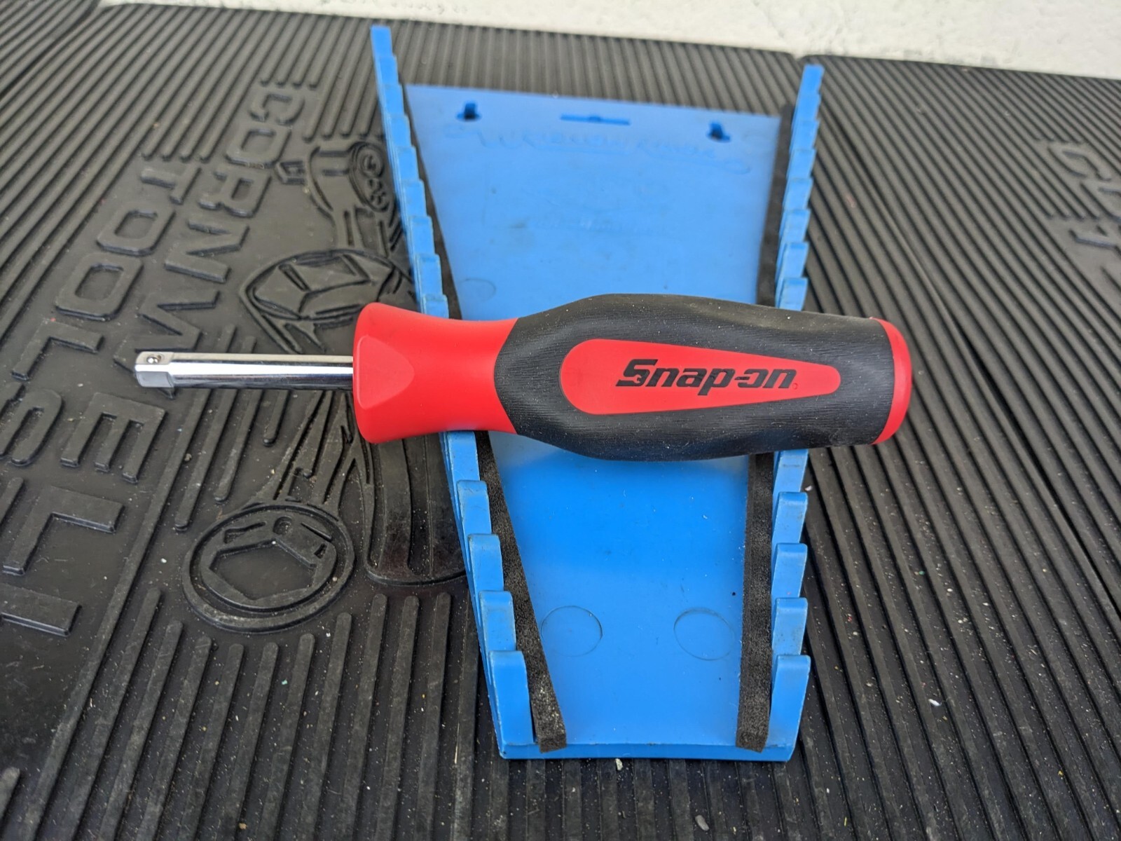 #bh810 Snap On Tools NEW SGT4B 1/4″ Socket Driver with Red Soft Grip Handle
